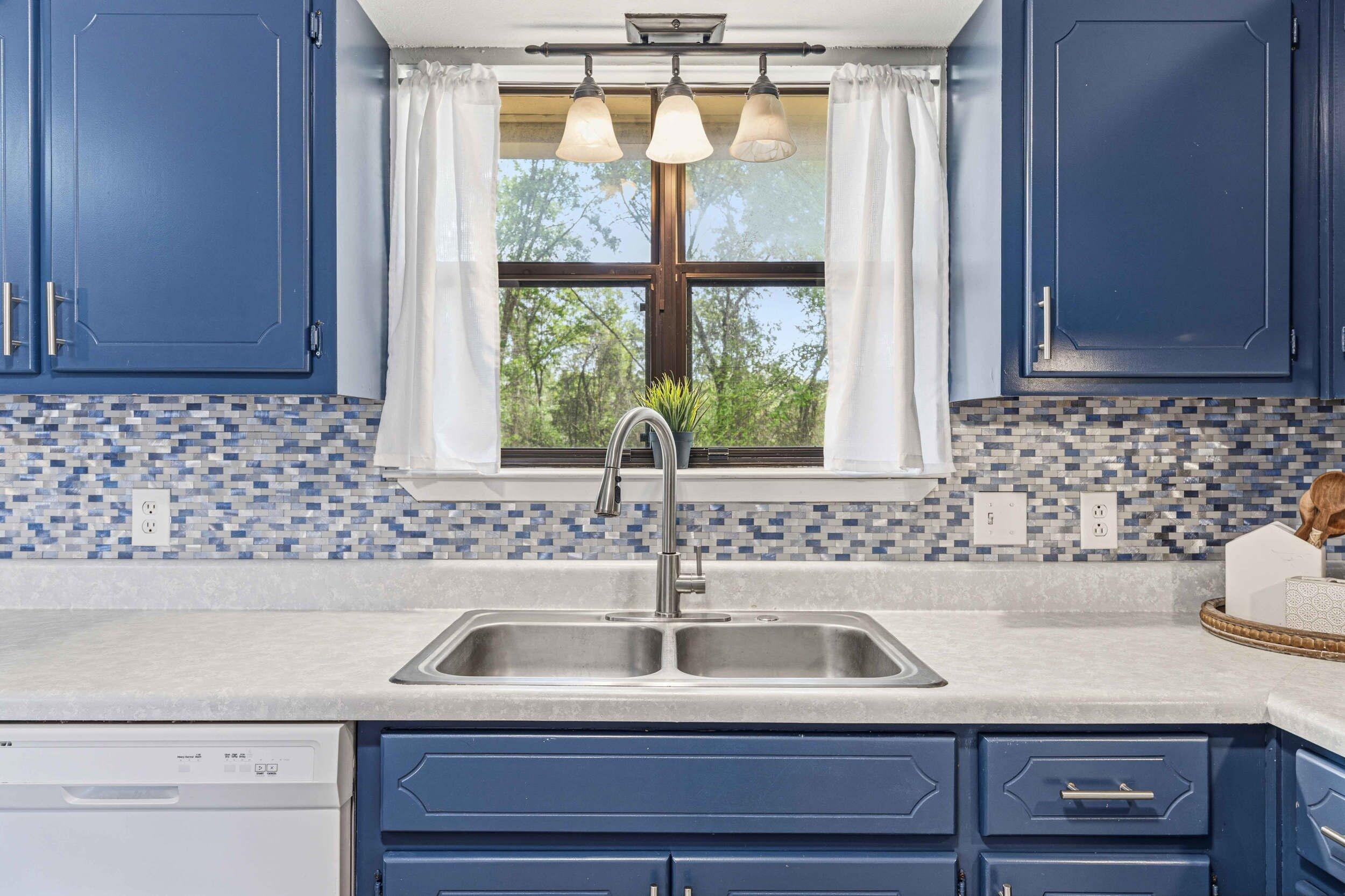 COUNTRYVIEW ESTATES - Residential