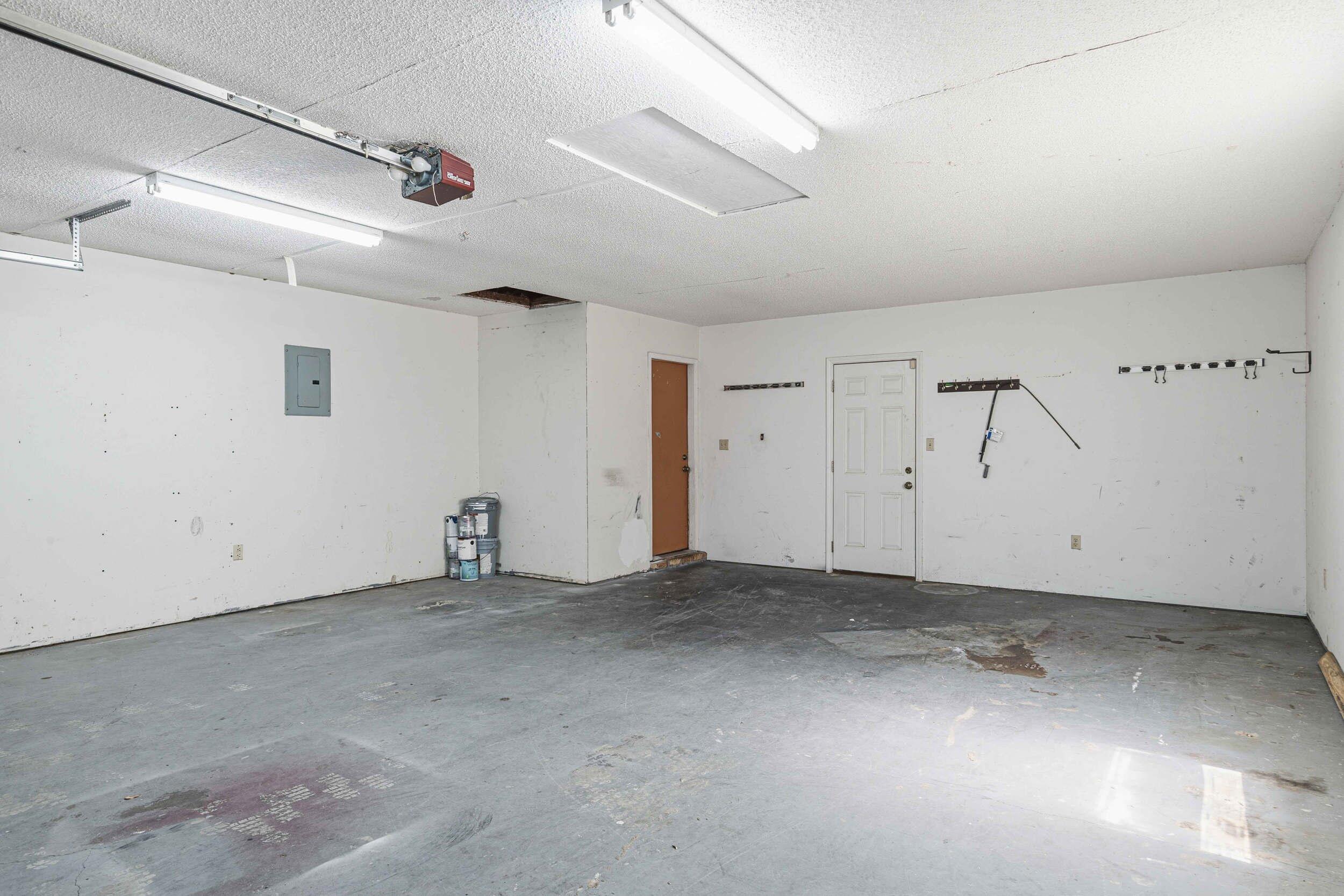 COUNTRYVIEW ESTATES - Residential