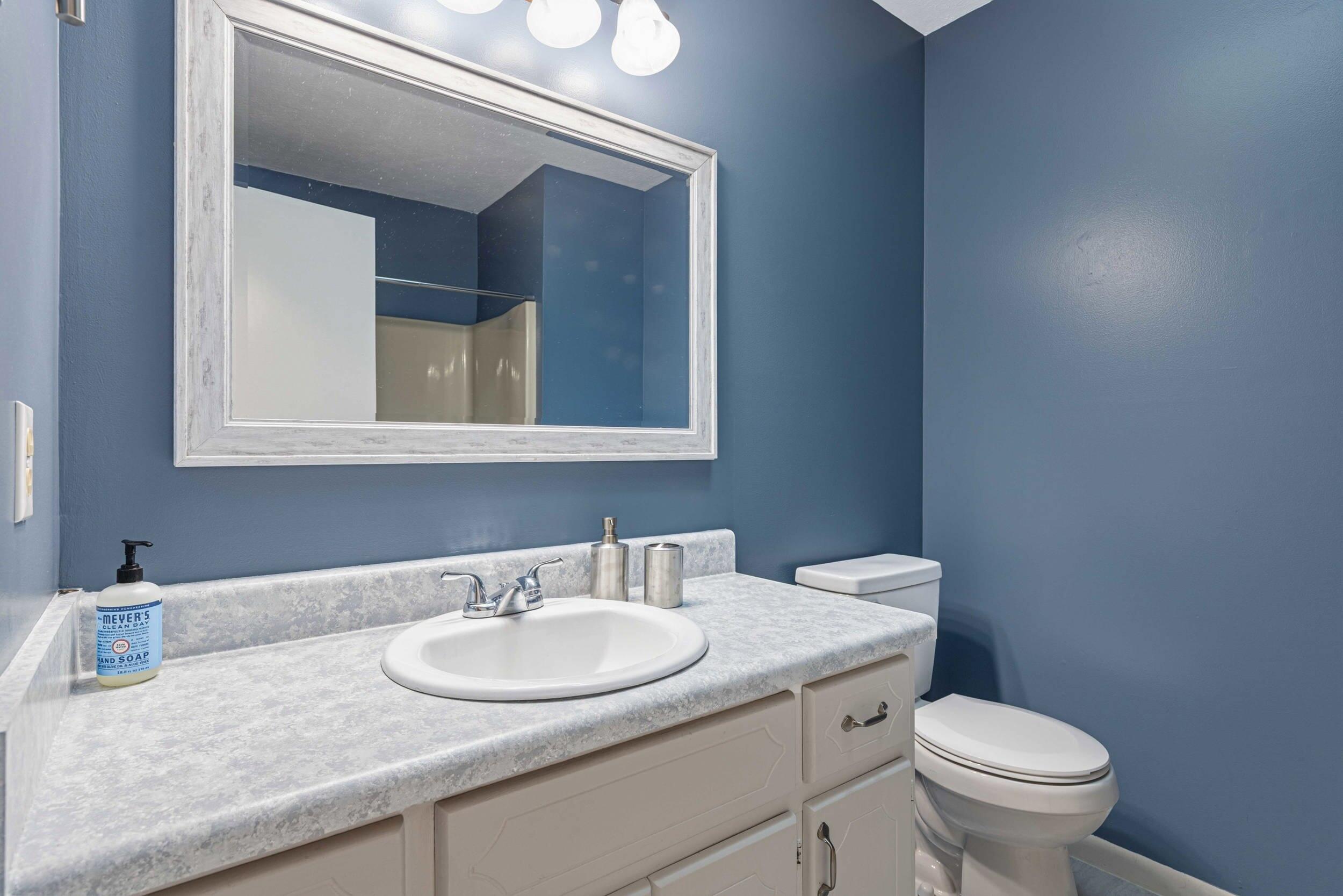 COUNTRYVIEW ESTATES - Residential