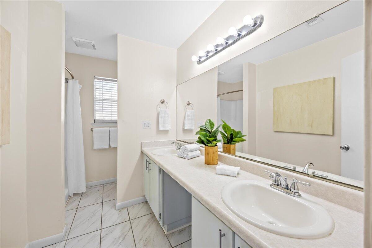 COLINA DEL ORO - Residential