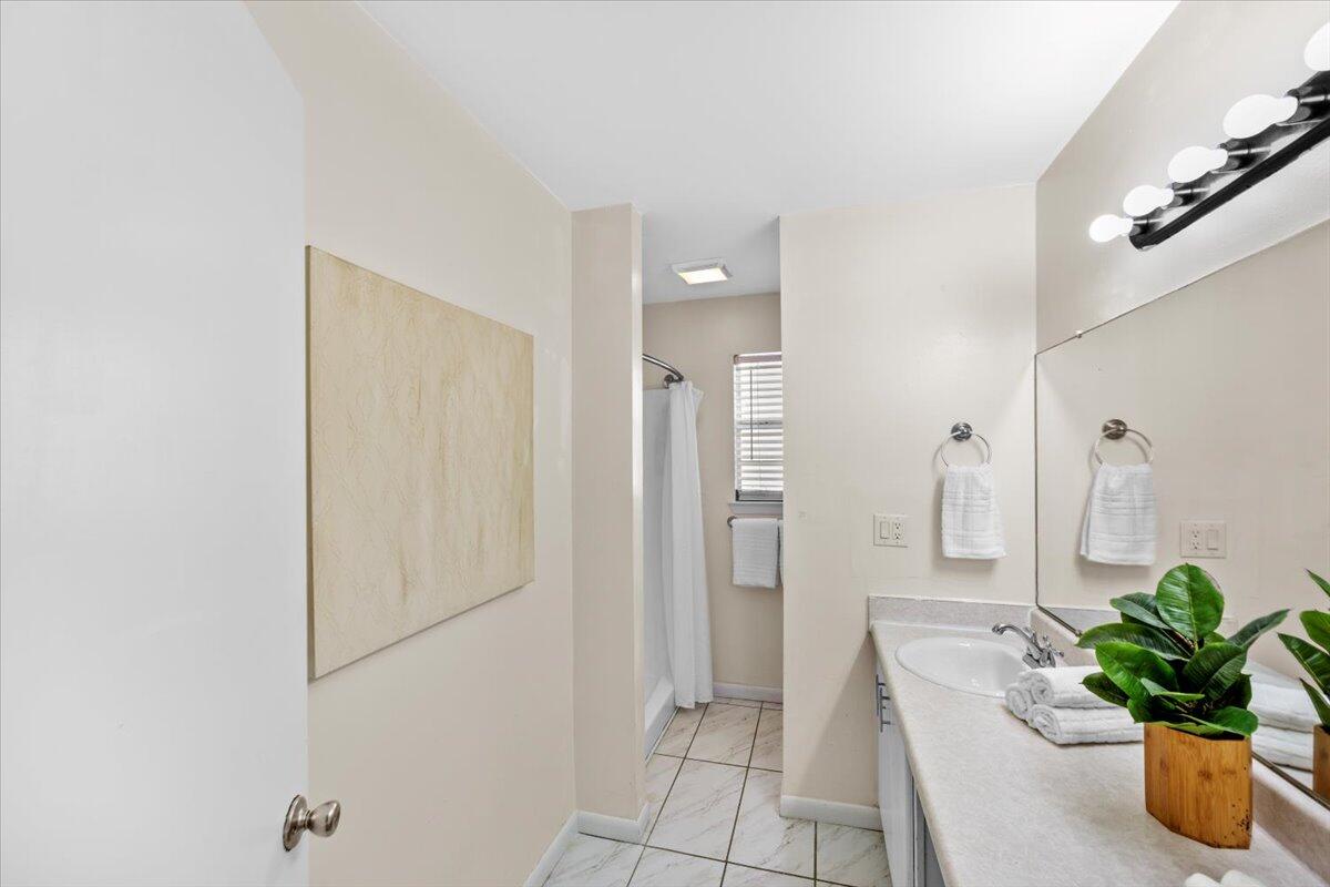 COLINA DEL ORO - Residential