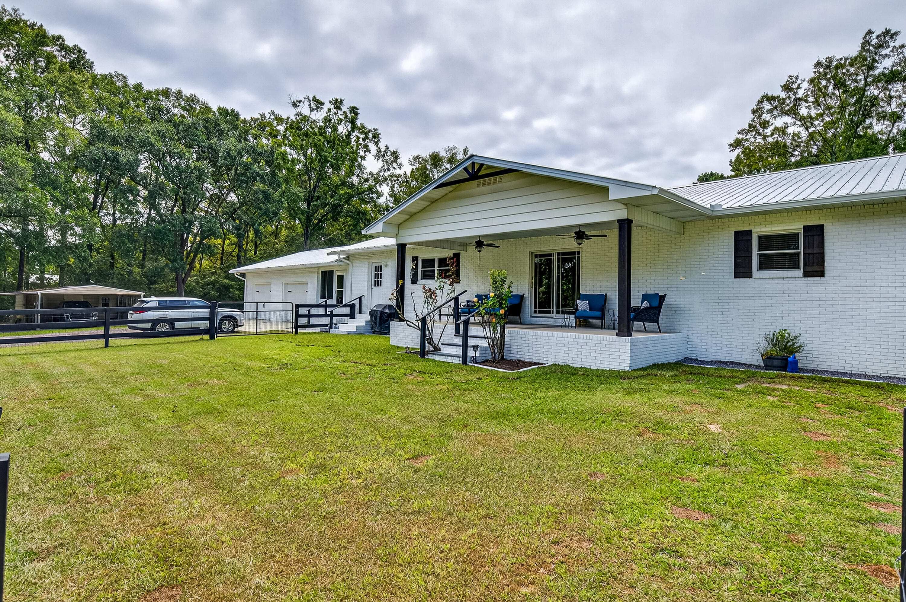 NO RECORDED SUBDIVISION - Residential