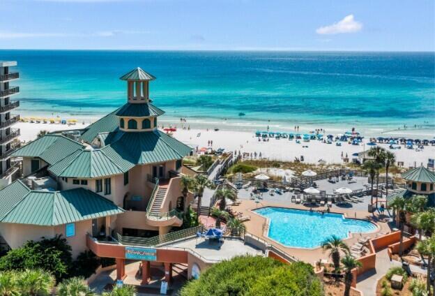 CRYSTAL LAKE AT SANDESTIN - Residential