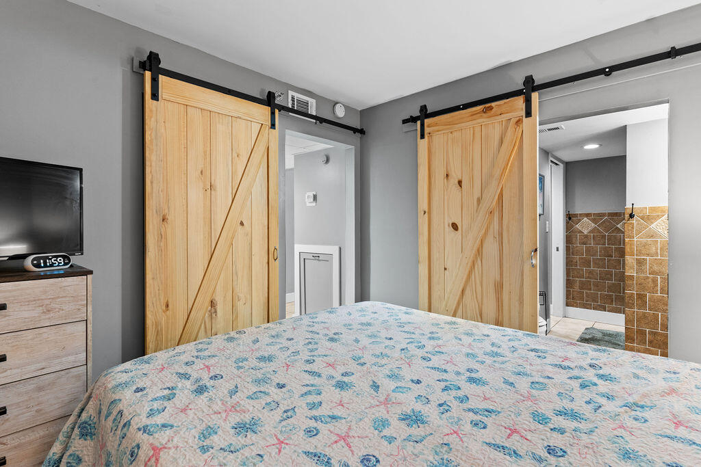 SUNBIRD CONDO - Residential