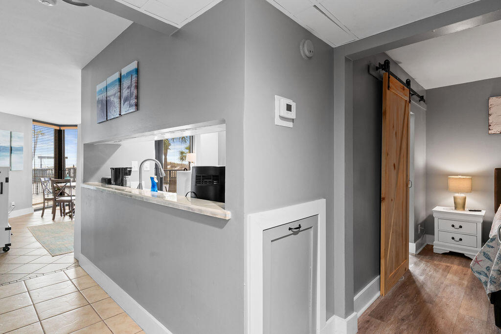 SUNBIRD CONDO - Residential