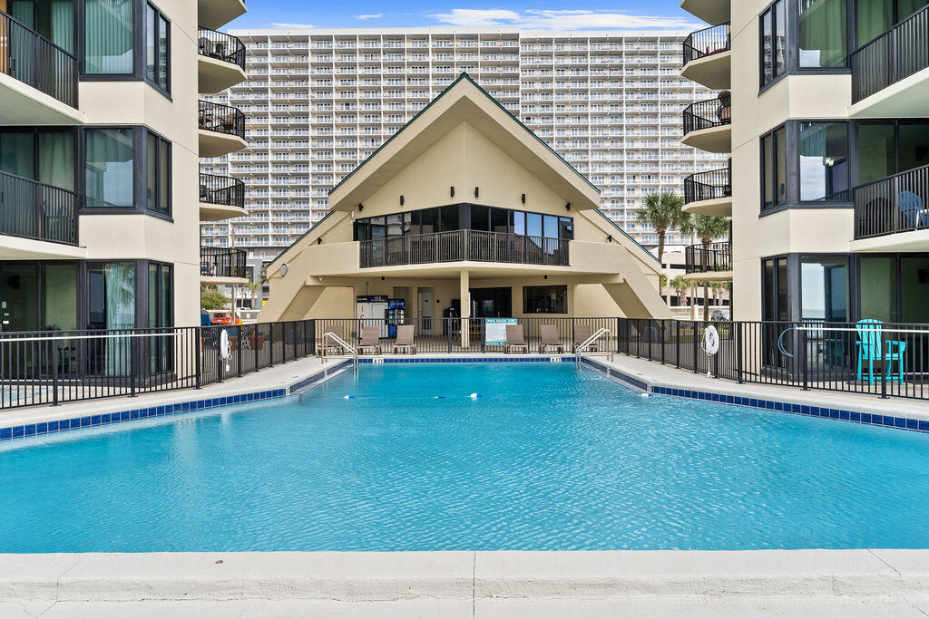 SUNBIRD CONDO - Residential