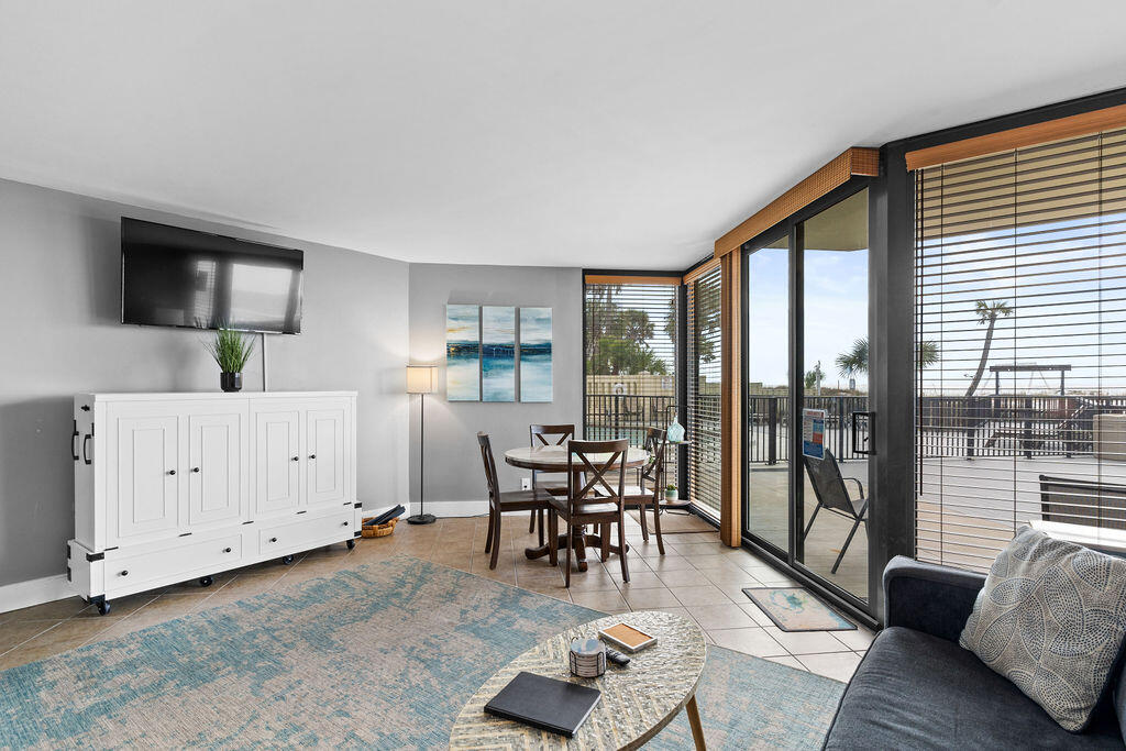 SUNBIRD CONDO - Residential