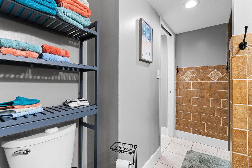 SUNBIRD CONDO - Residential