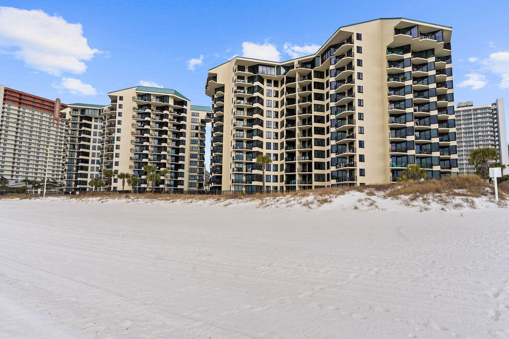 SUNBIRD CONDO - Residential