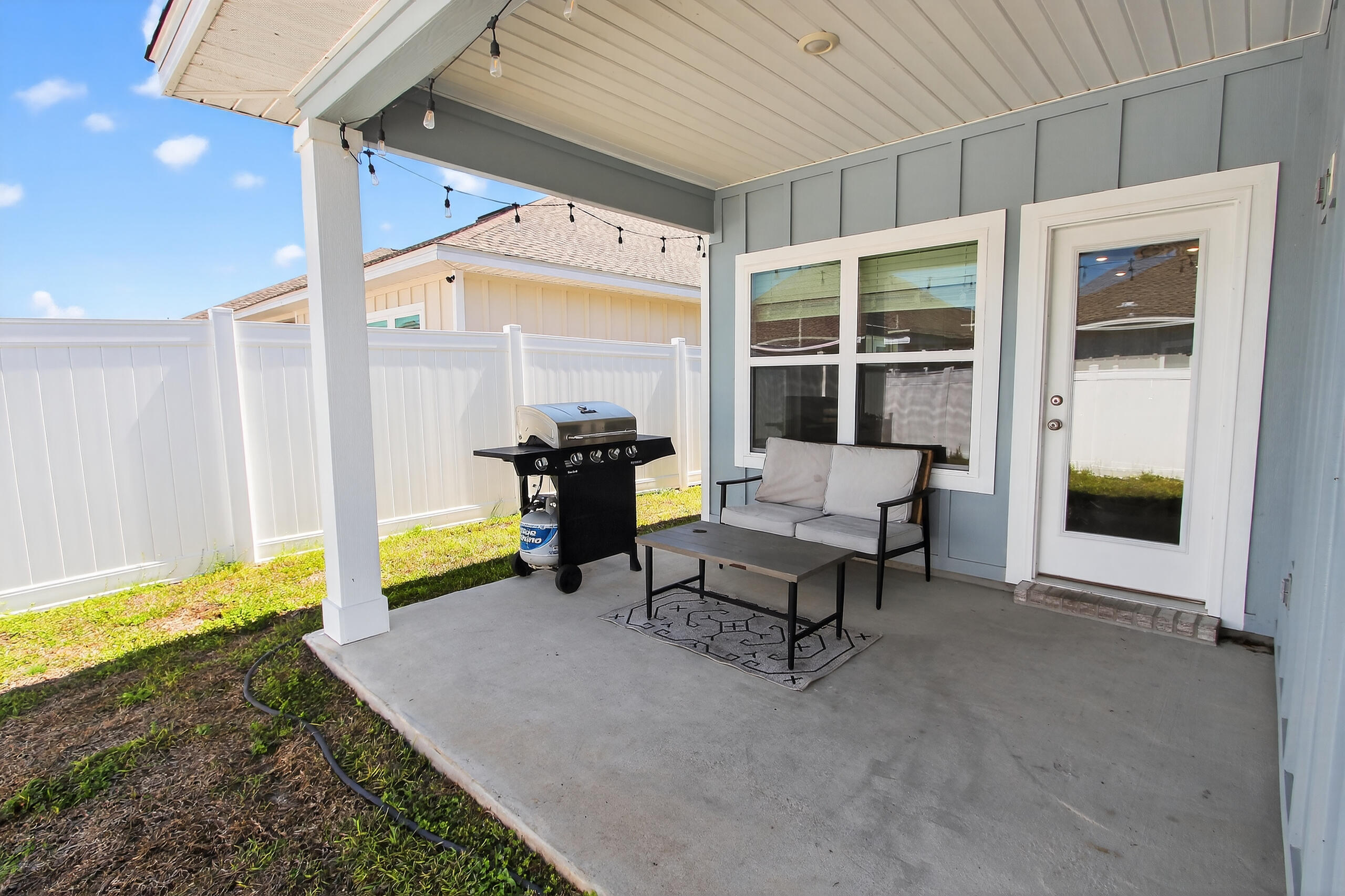 Magnolia Creeks - Residential Lease