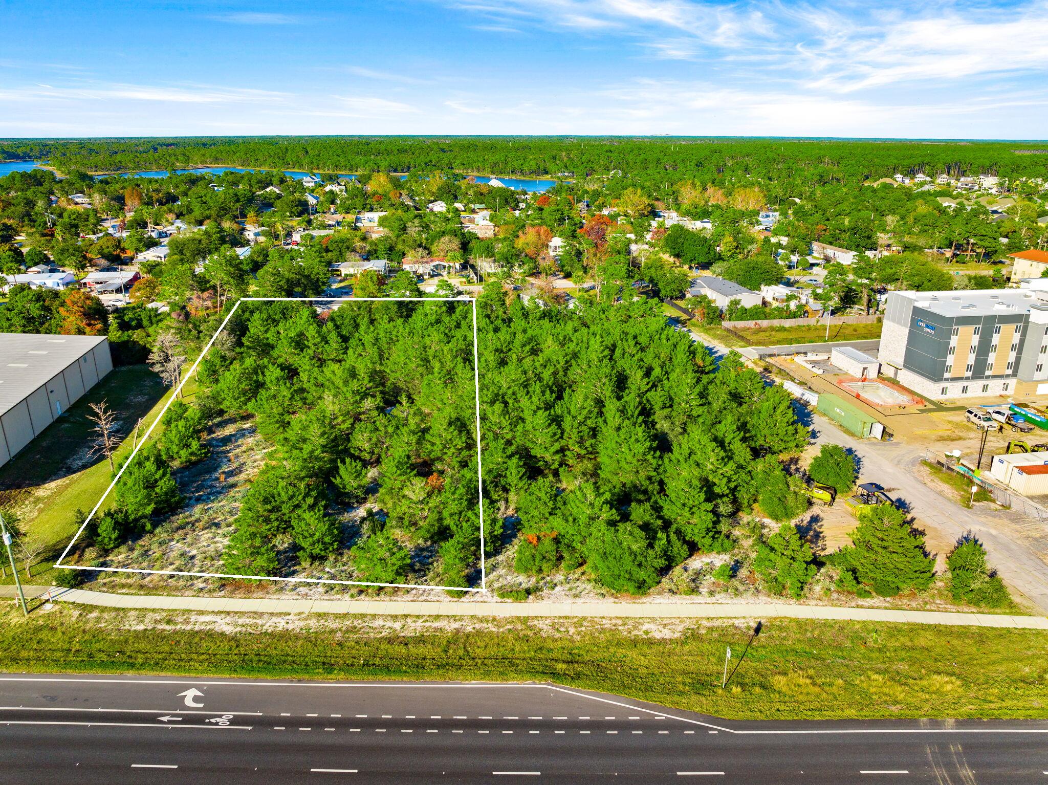 1-Acre Commercial Opportunity on PCB - Land