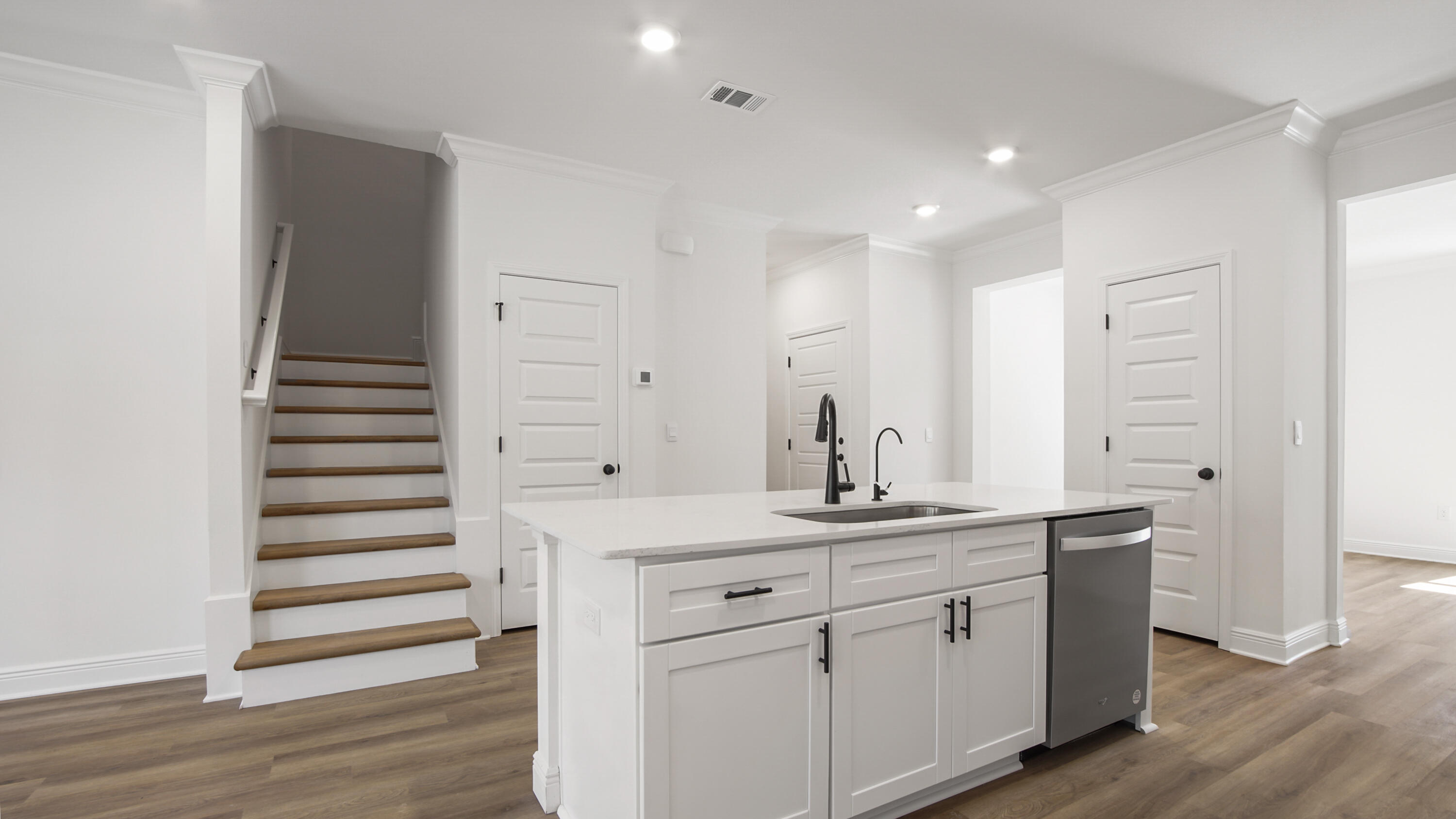 Crest Bay Cottages - Residential