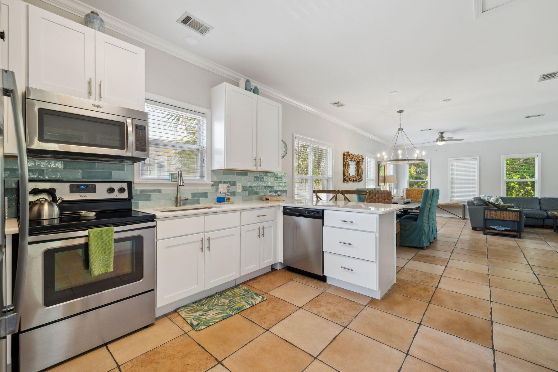 OLD FLORIDA COTTAGES - Residential