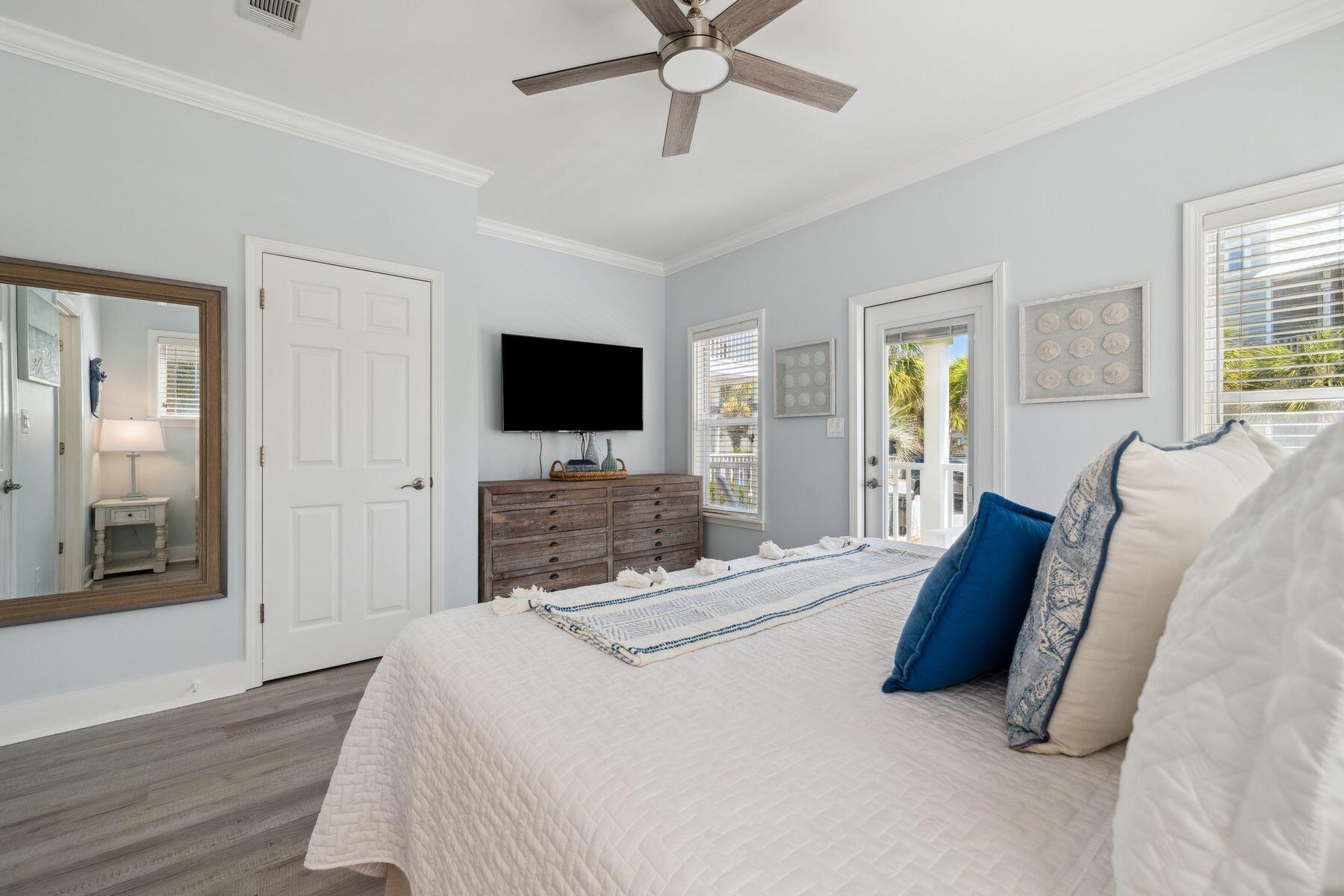 OLD FLORIDA COTTAGES - Residential