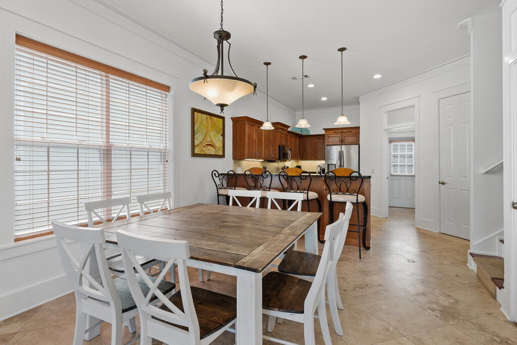 EMERALD WATERS VILLAGE - Residential