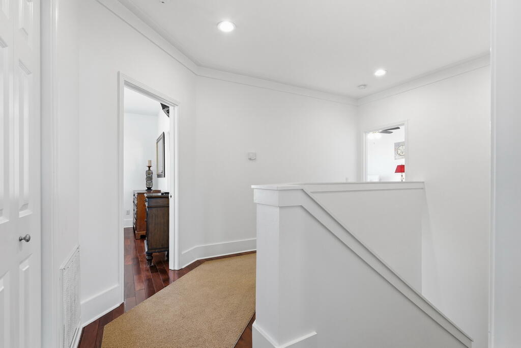 EMERALD WATERS VILLAGE - Residential