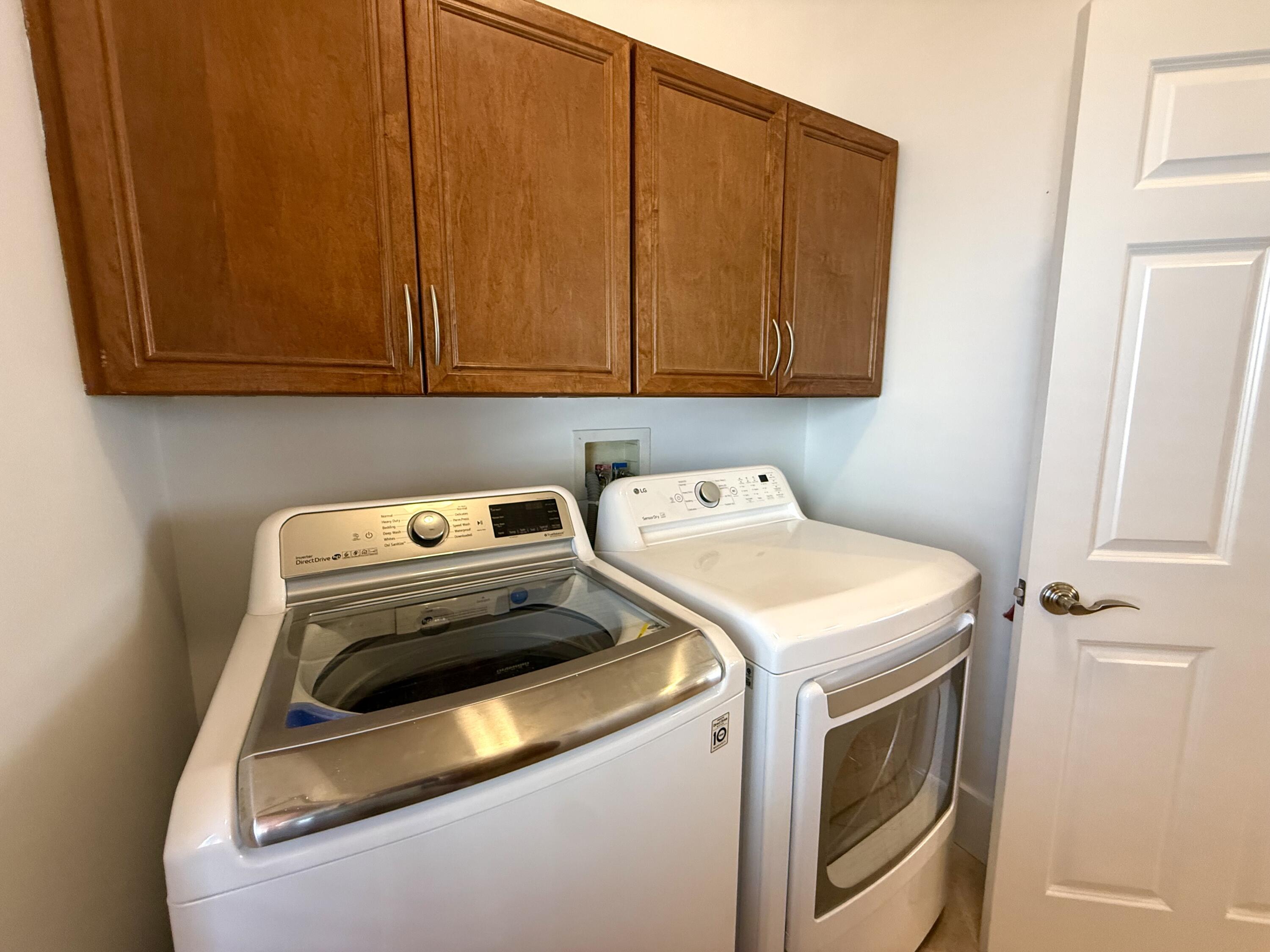 EMERALD WATERS VILLAGE - Residential