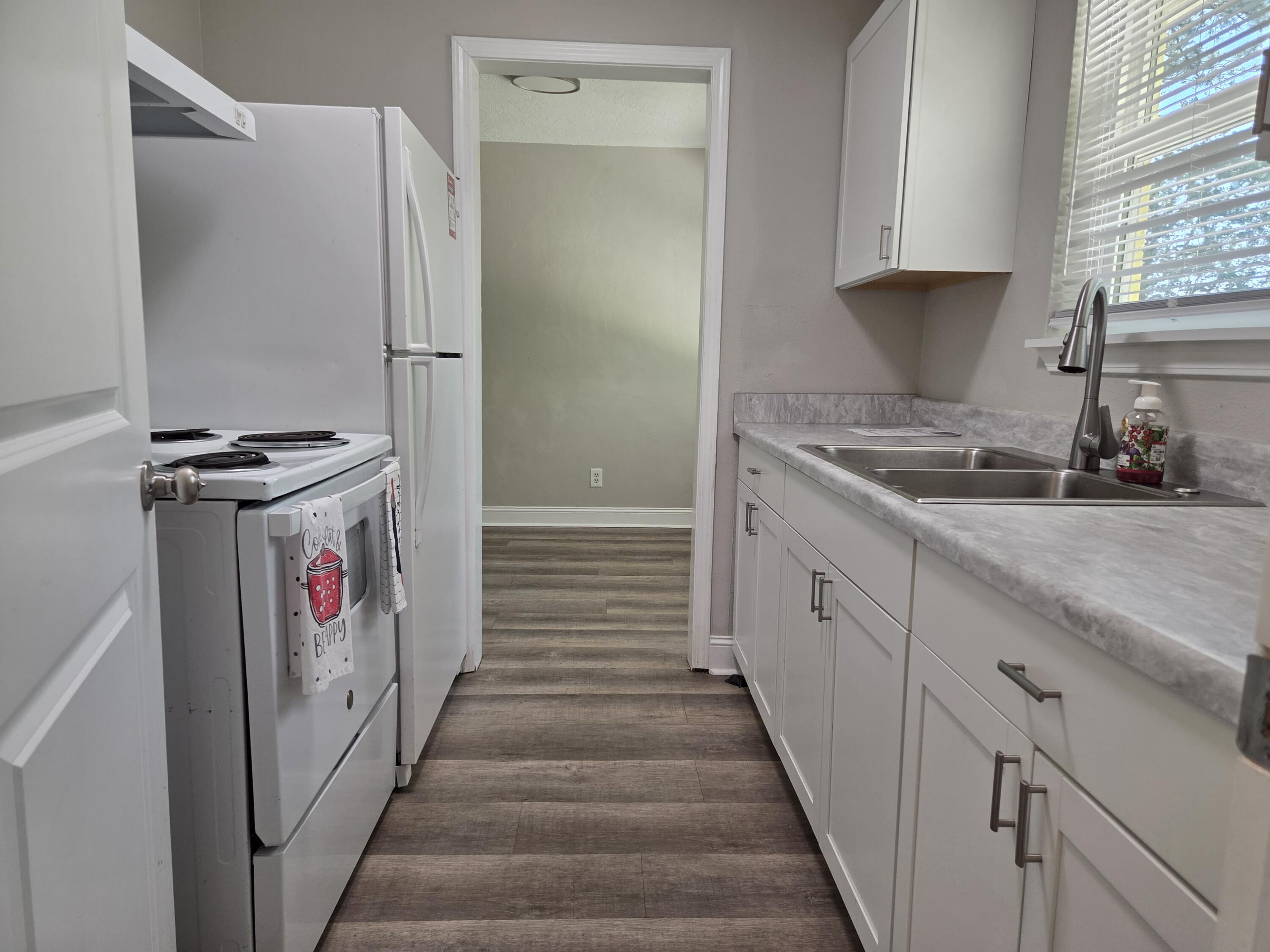 SEABREEZE 3RD ADDN - Residential