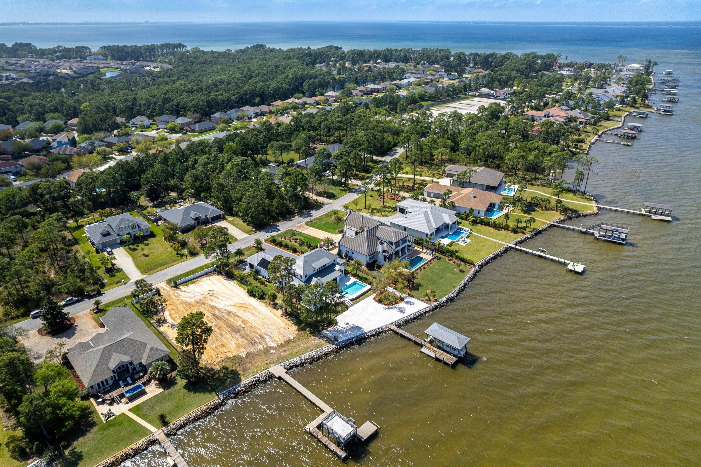 DRIFTWOOD ESTATES - Land