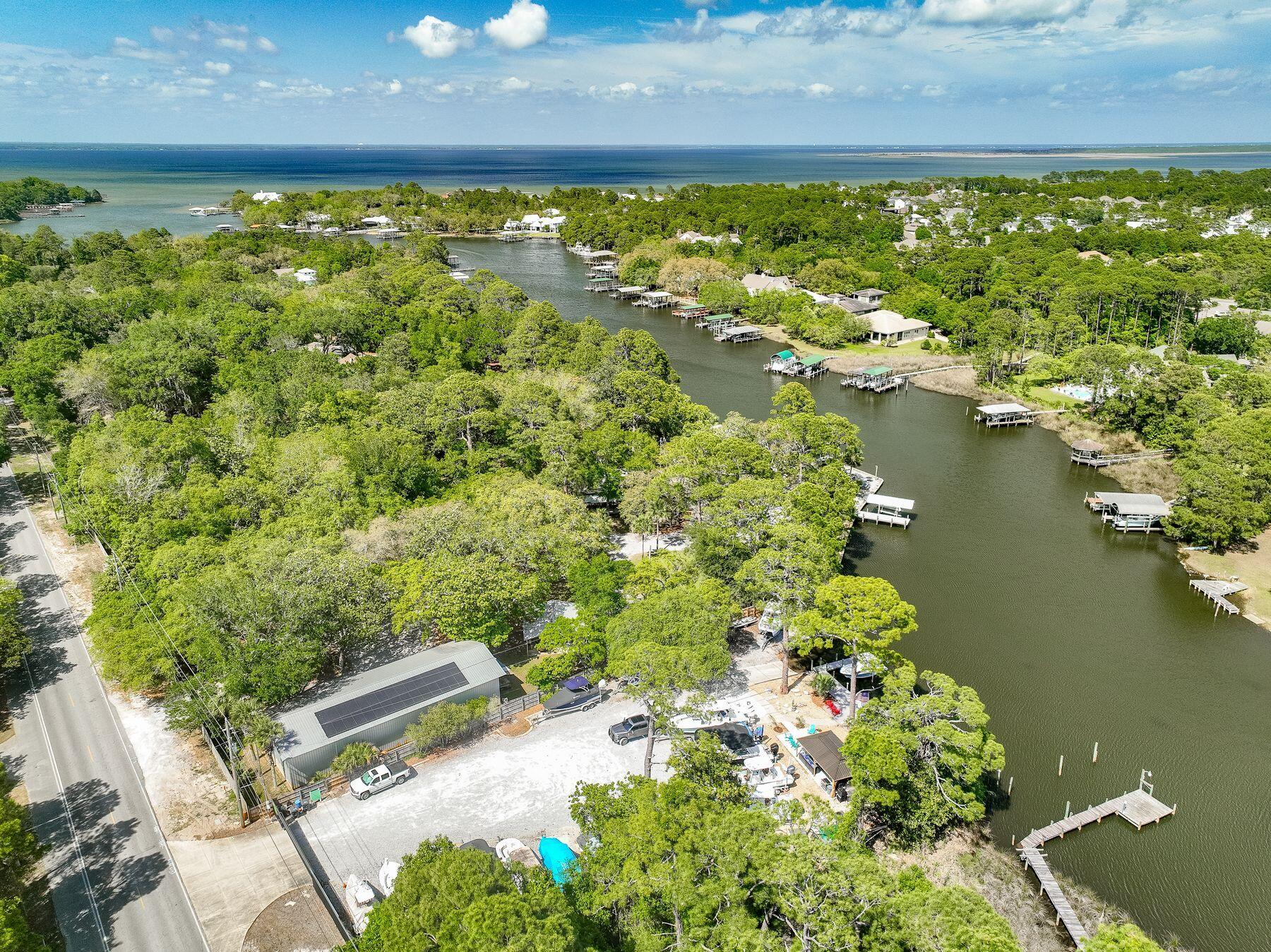 CARSON OAKS - Residential