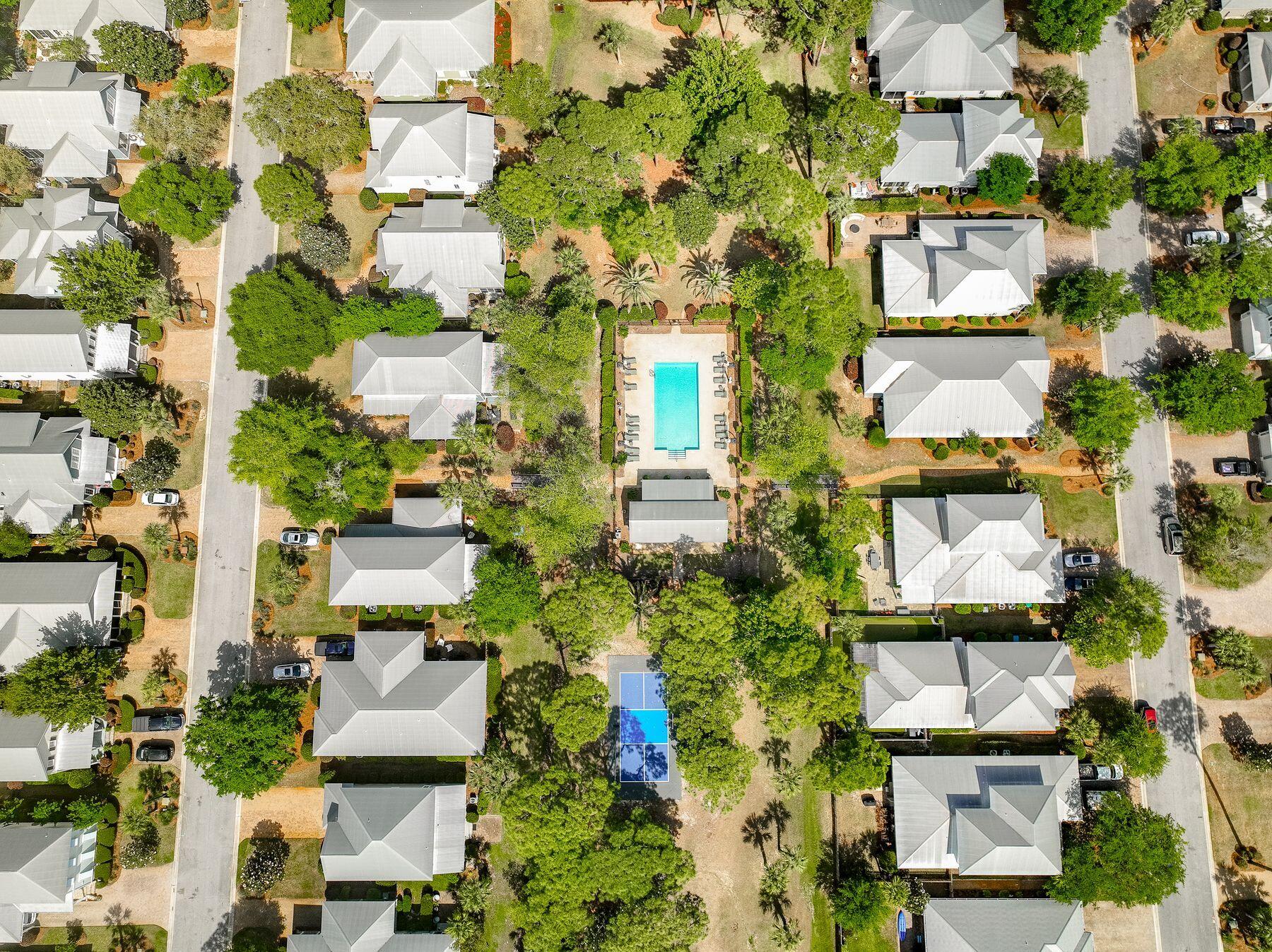 CARSON OAKS - Residential