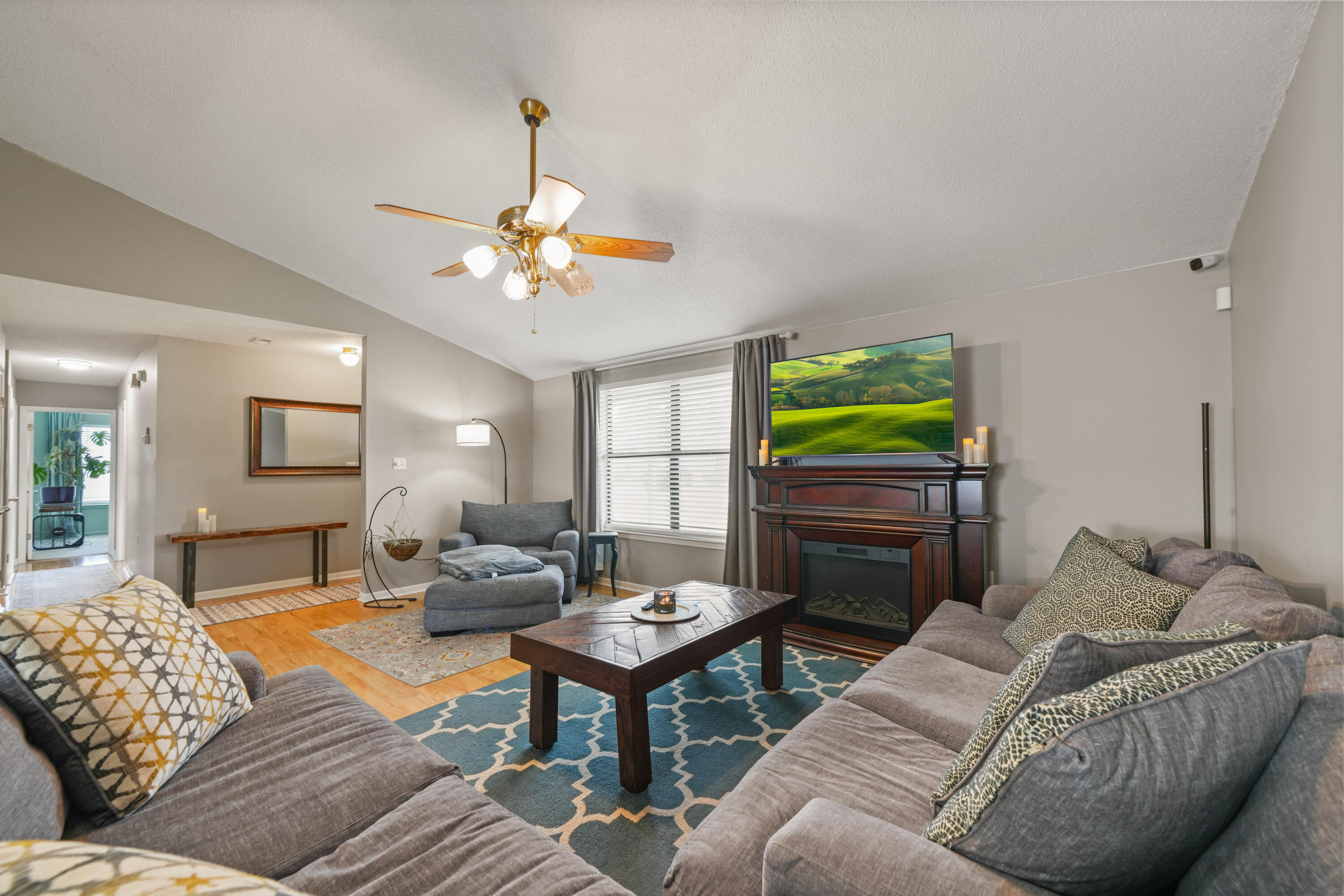 QUAIL RUN - Residential