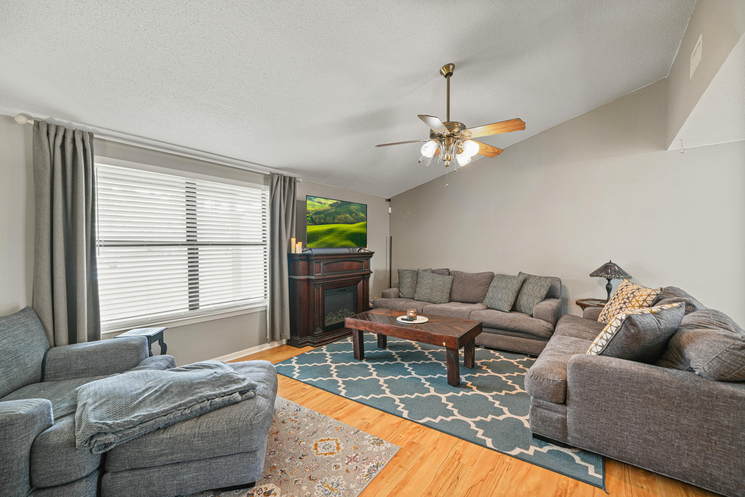 QUAIL RUN - Residential