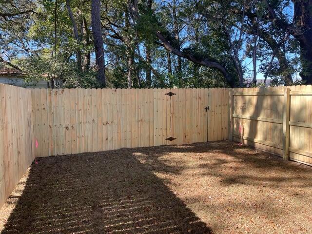 HELMS & ALLEN - Residential Lease