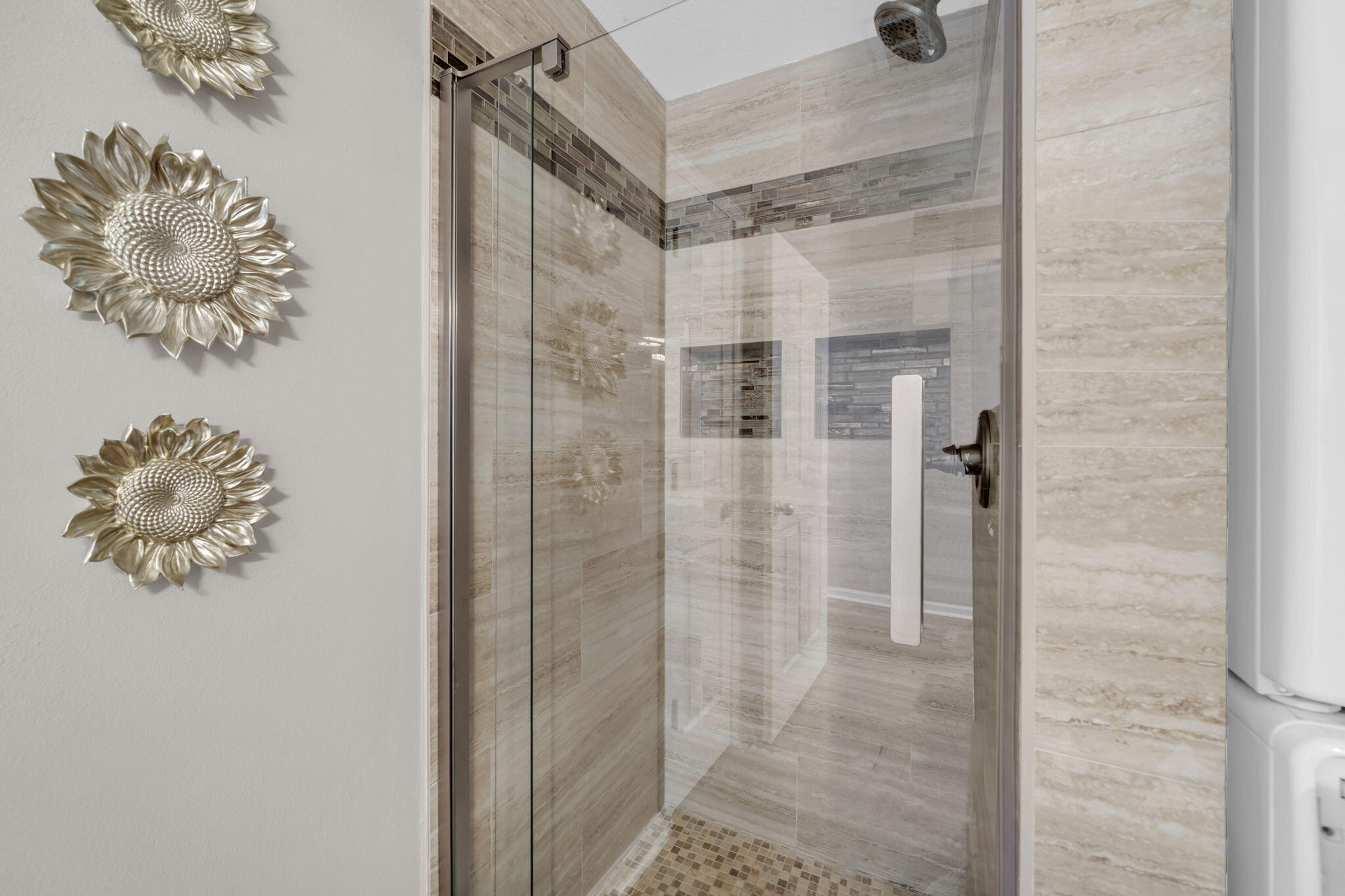 MAJESTIC SUN - Residential