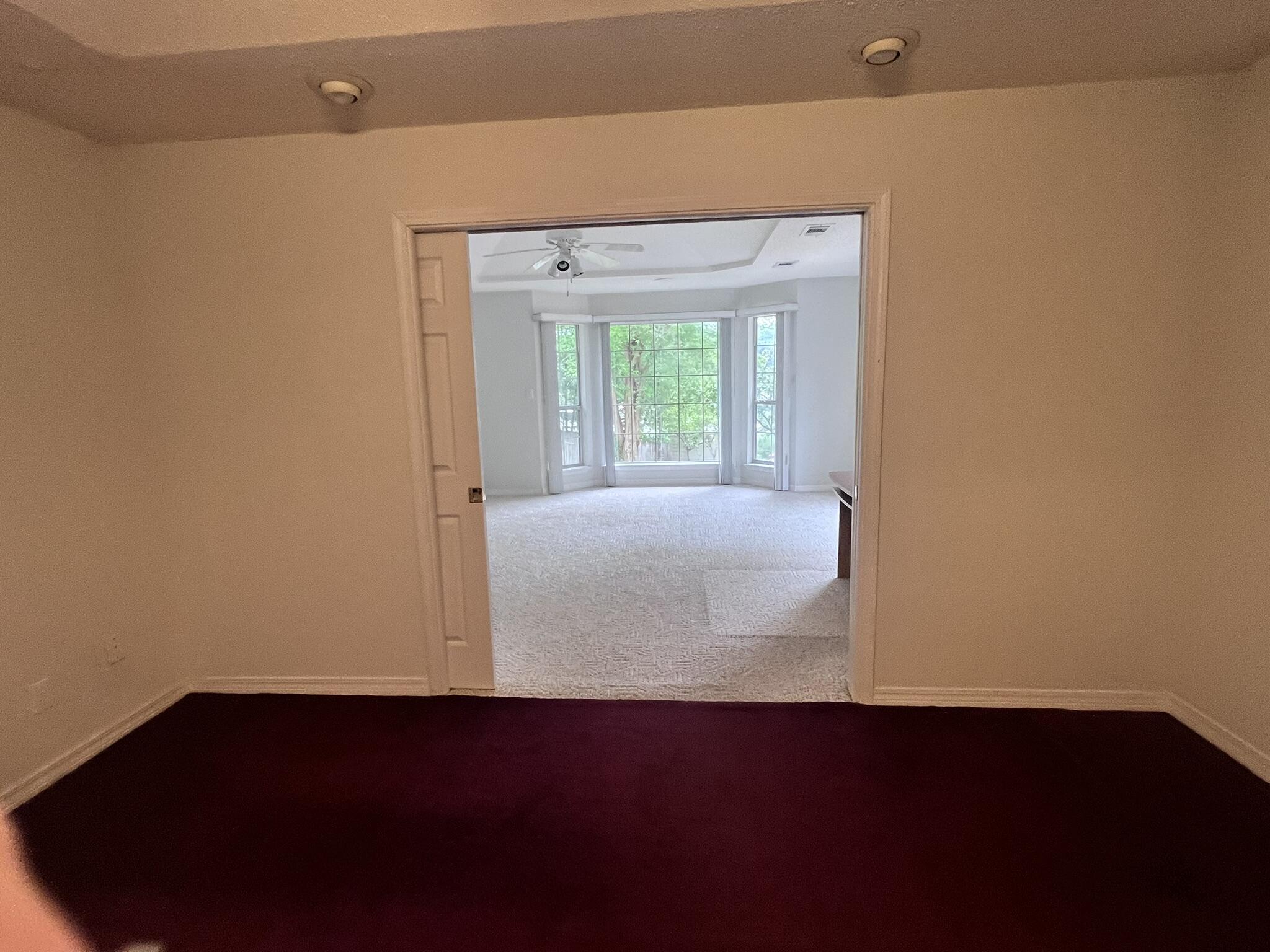 LAKE HOLLEY ESTATES - Residential Lease