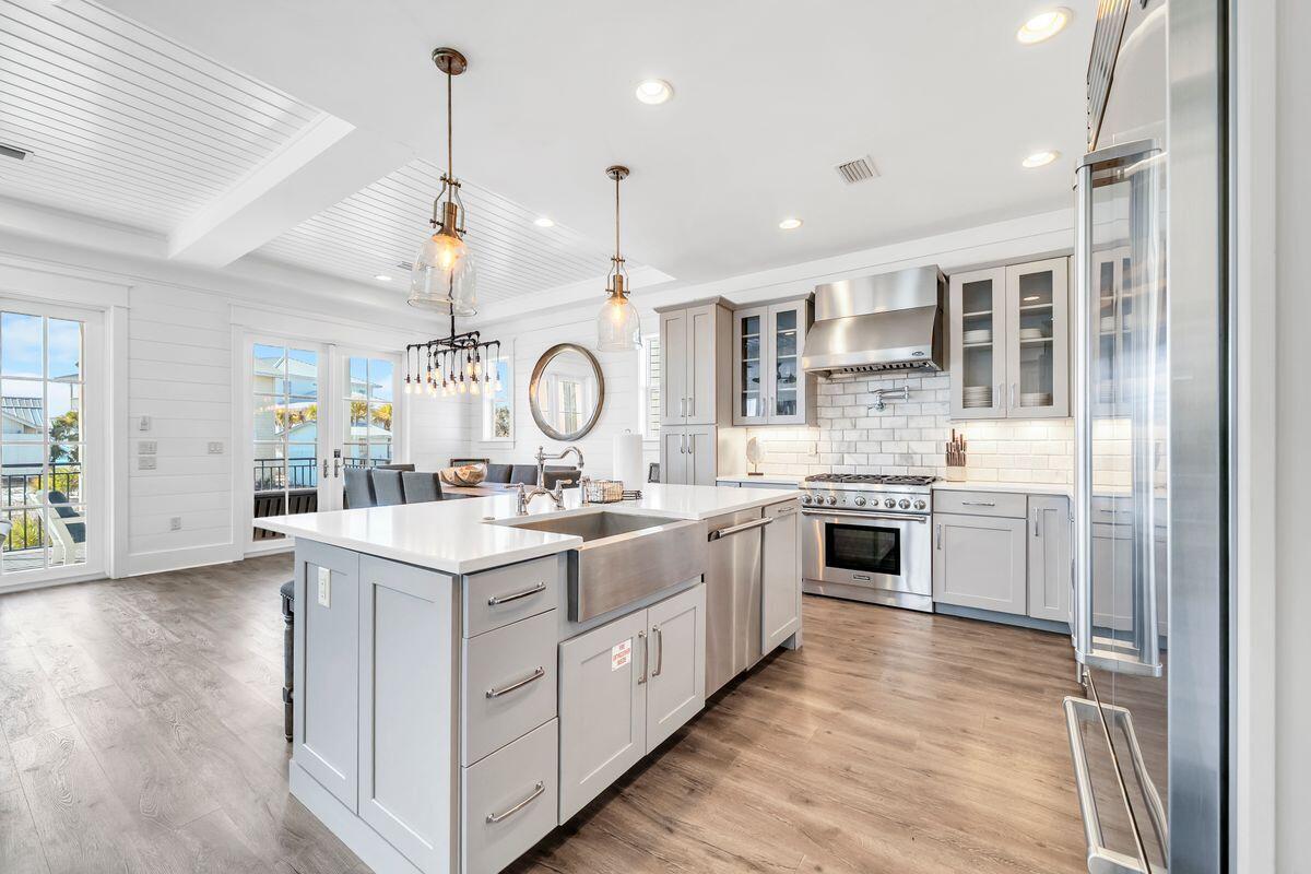 GRAYTON BEACH - Residential