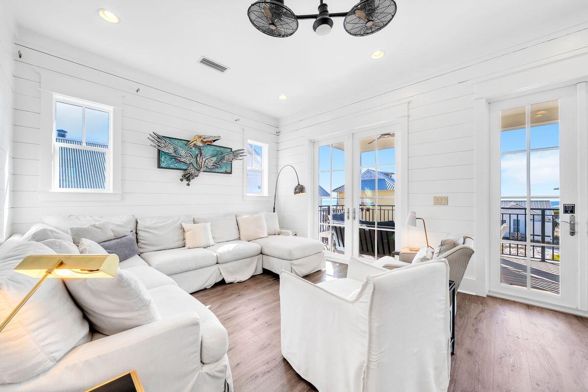 GRAYTON BEACH - Residential