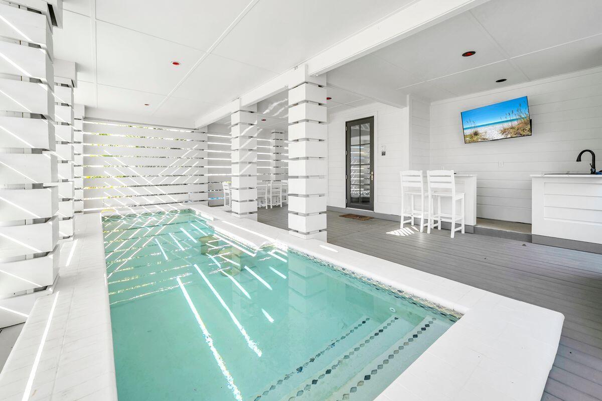 GRAYTON BEACH - Residential