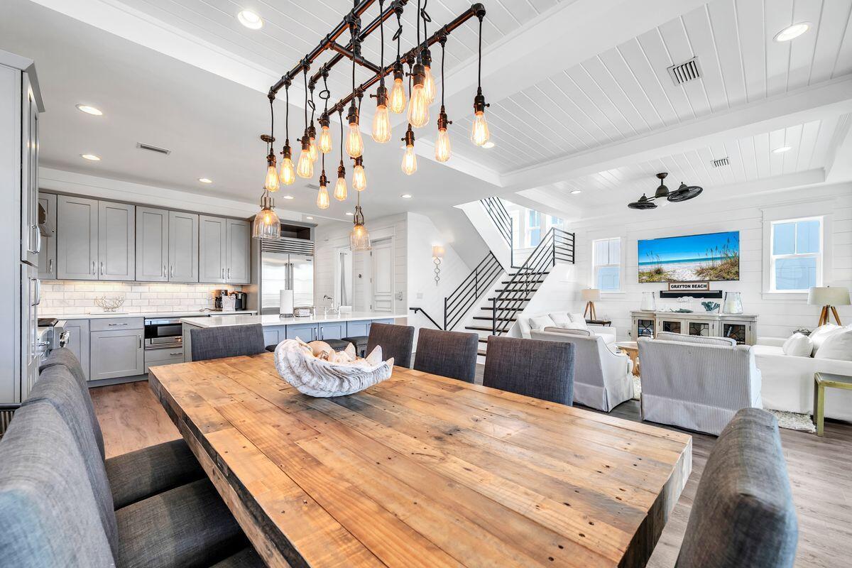 GRAYTON BEACH - Residential