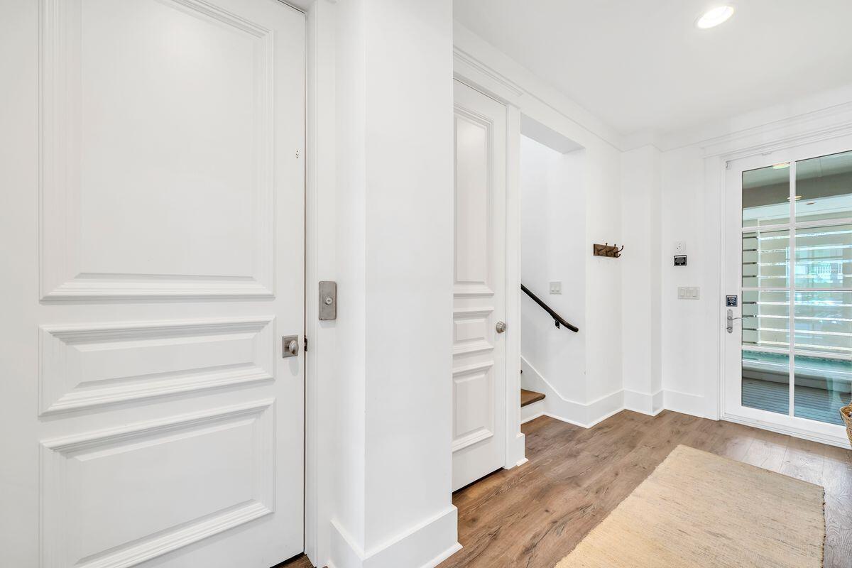 GRAYTON BEACH - Residential