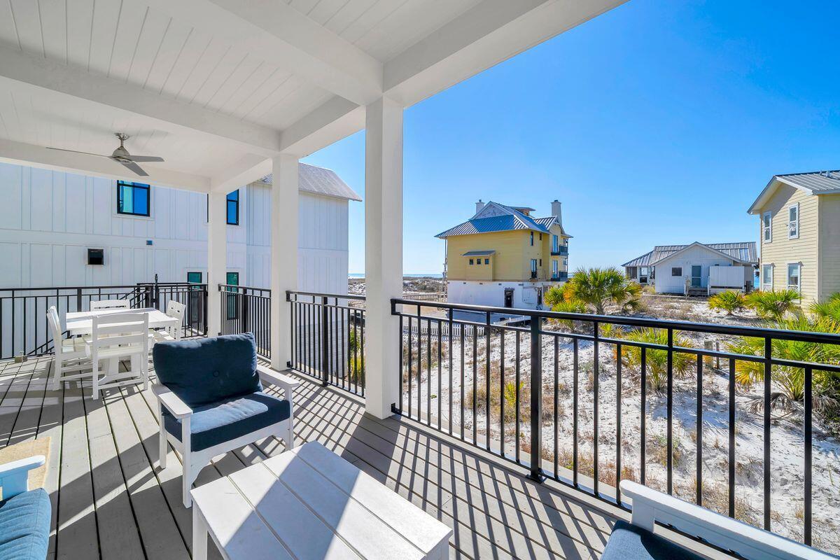 GRAYTON BEACH - Residential