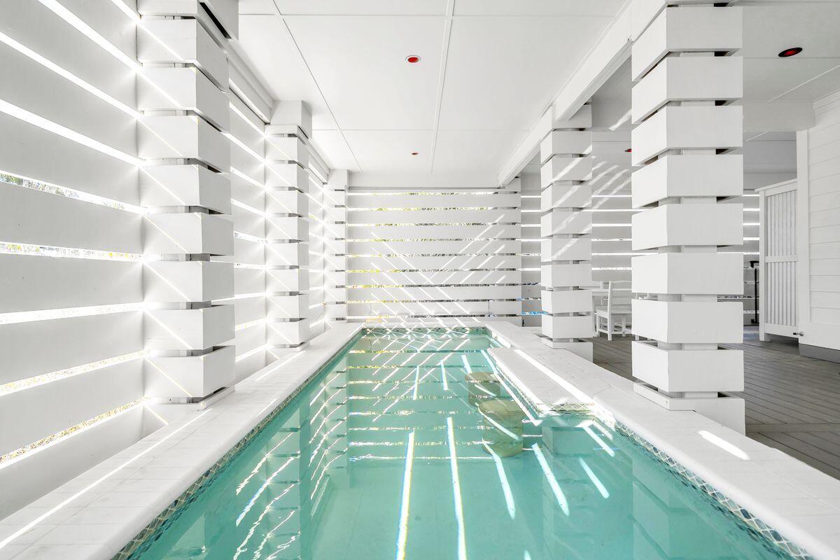 GRAYTON BEACH - Residential