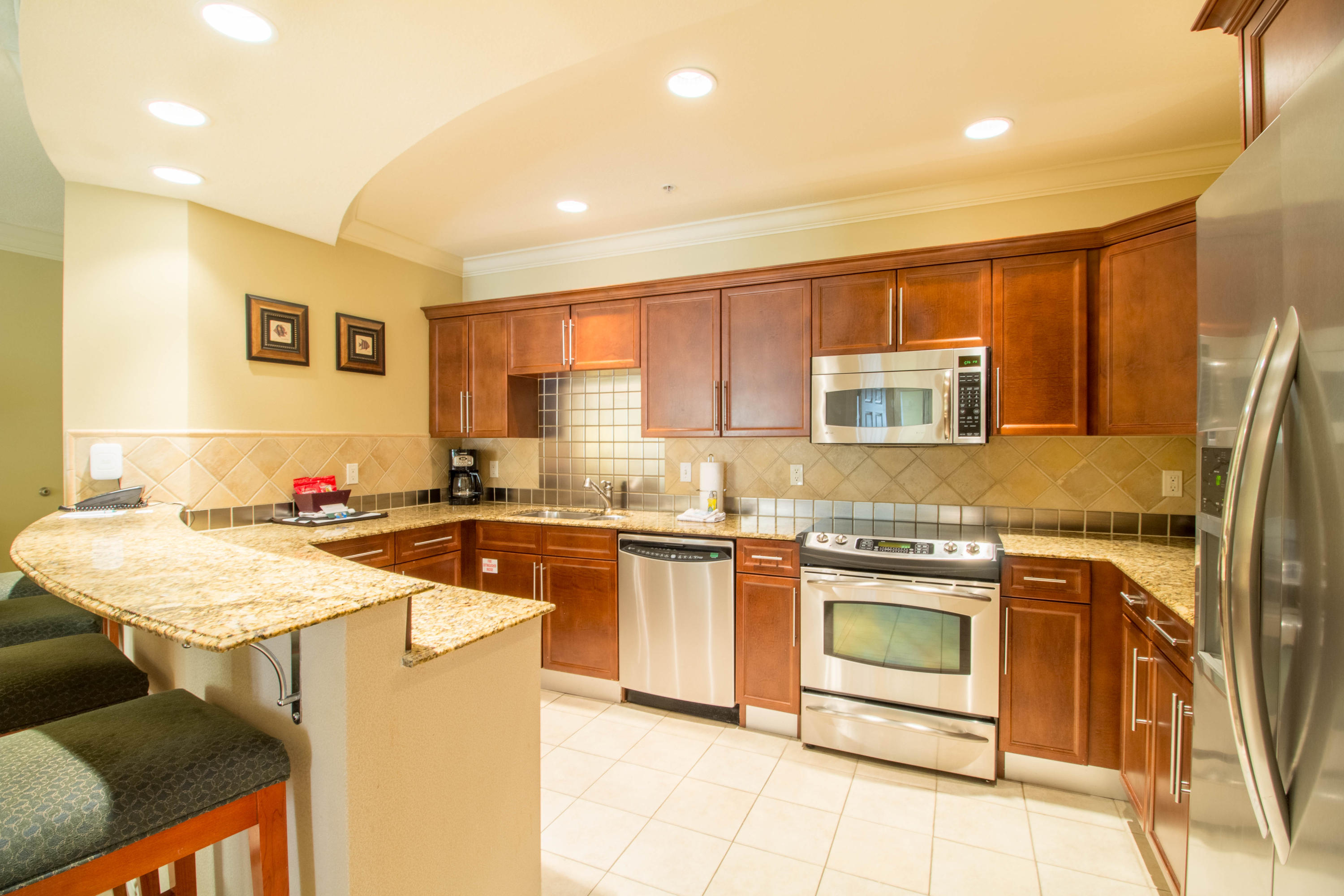 EMERALD GRANDE - Residential