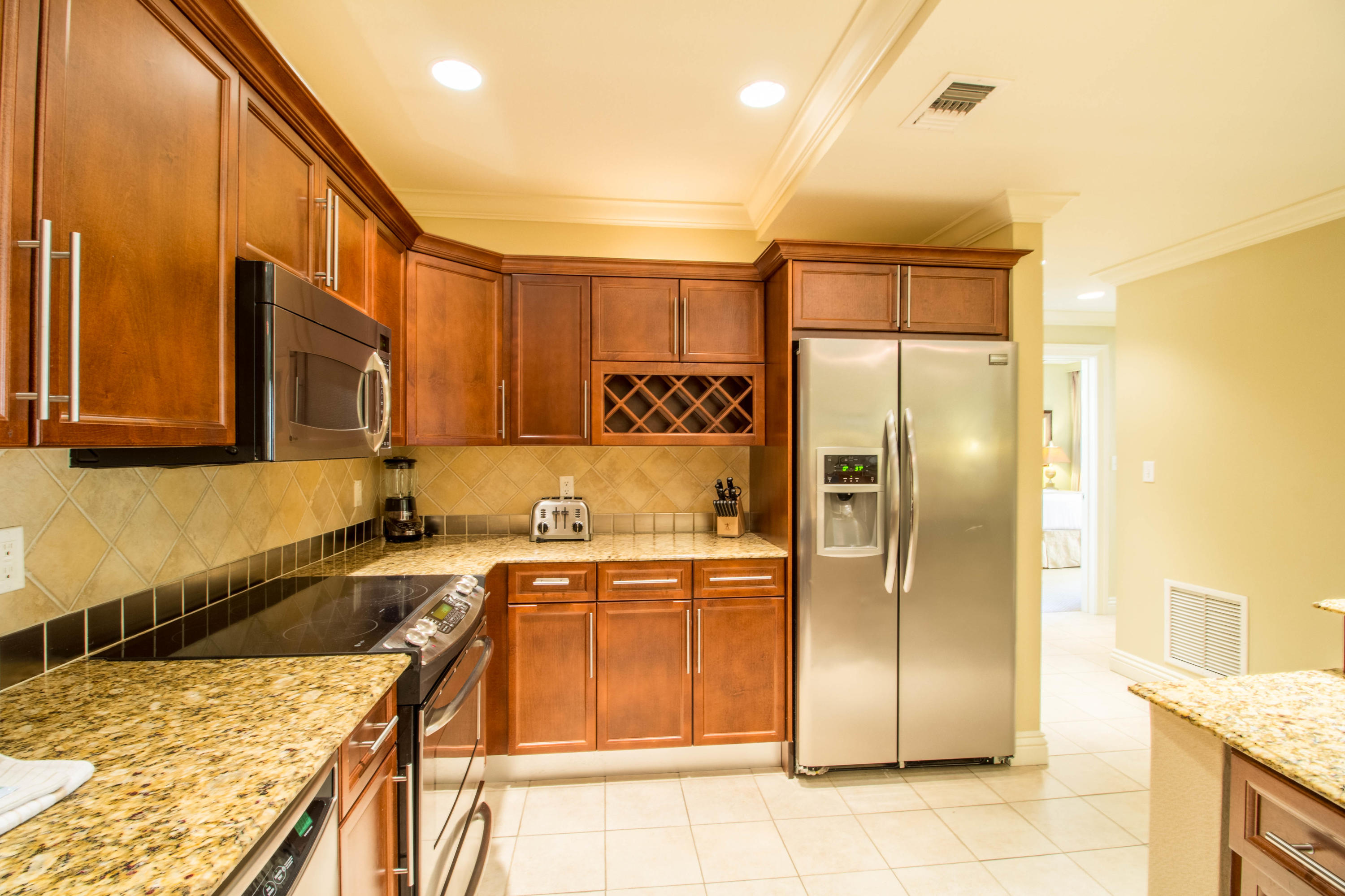 EMERALD GRANDE - Residential