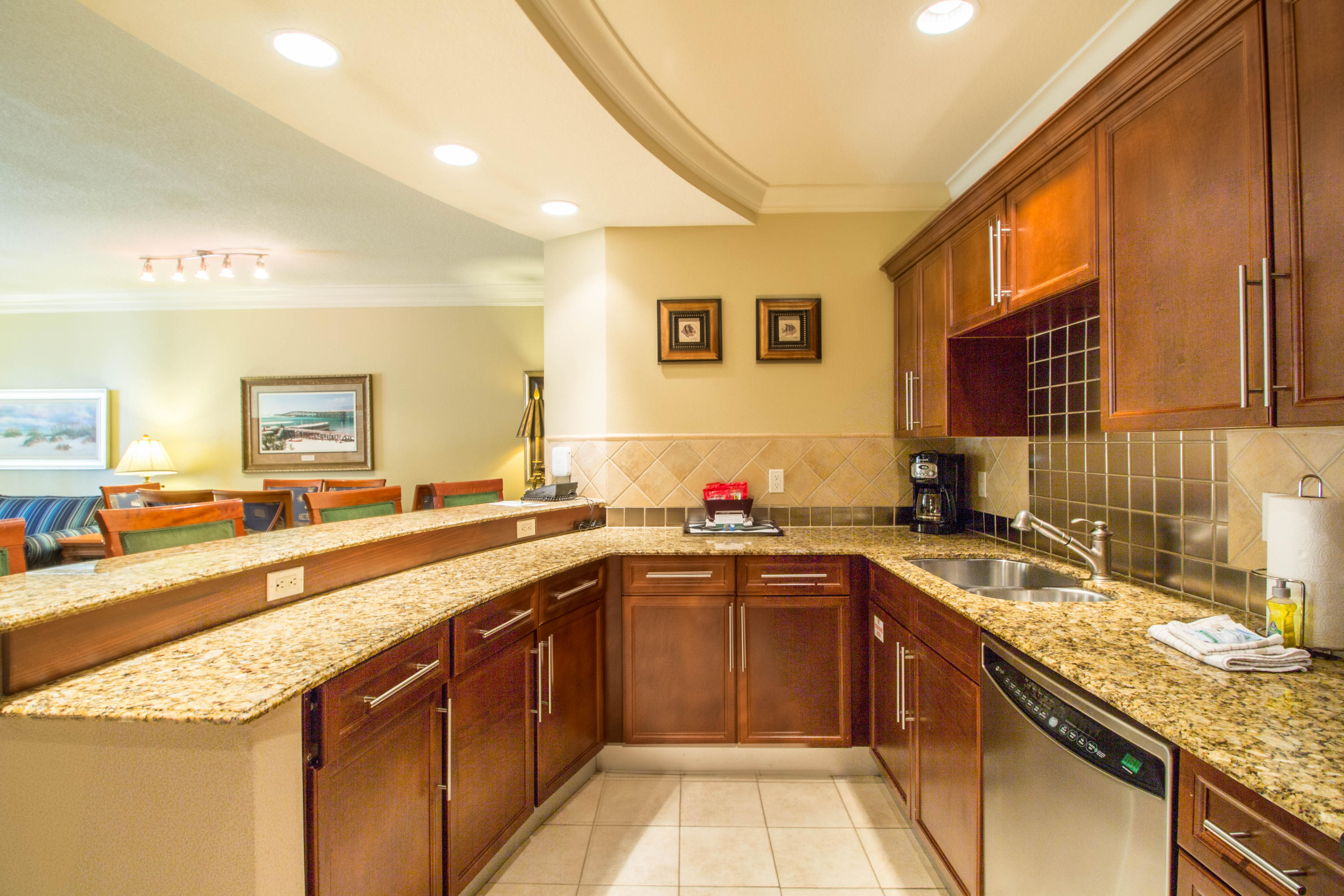 EMERALD GRANDE - Residential