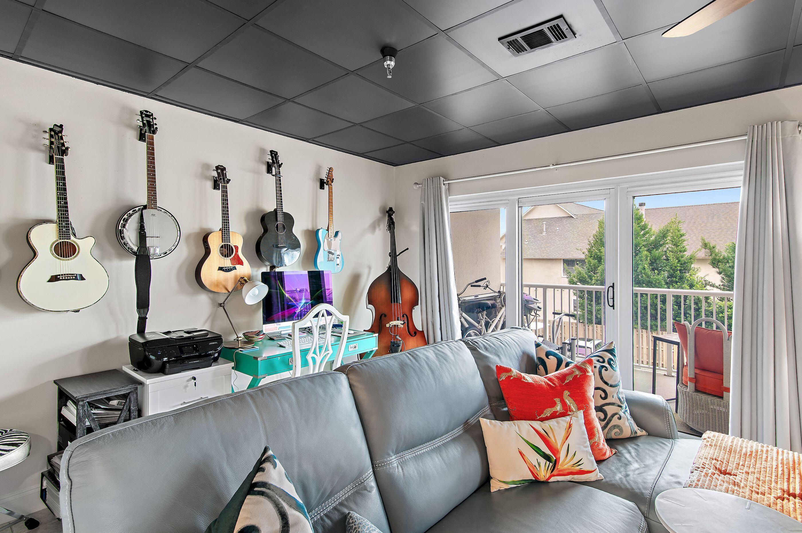 SUN KING TOWERS - Residential