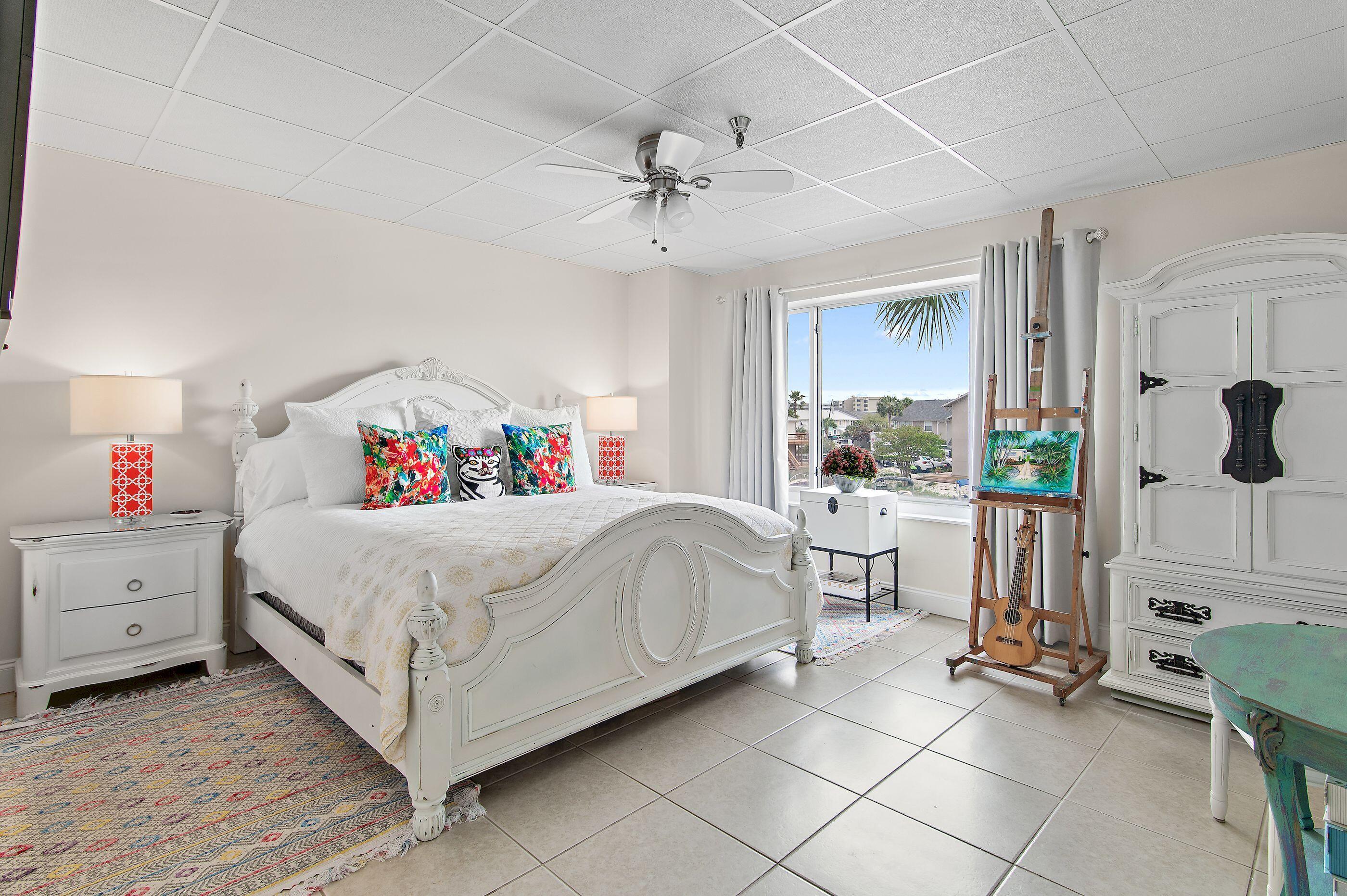 SUN KING TOWERS - Residential