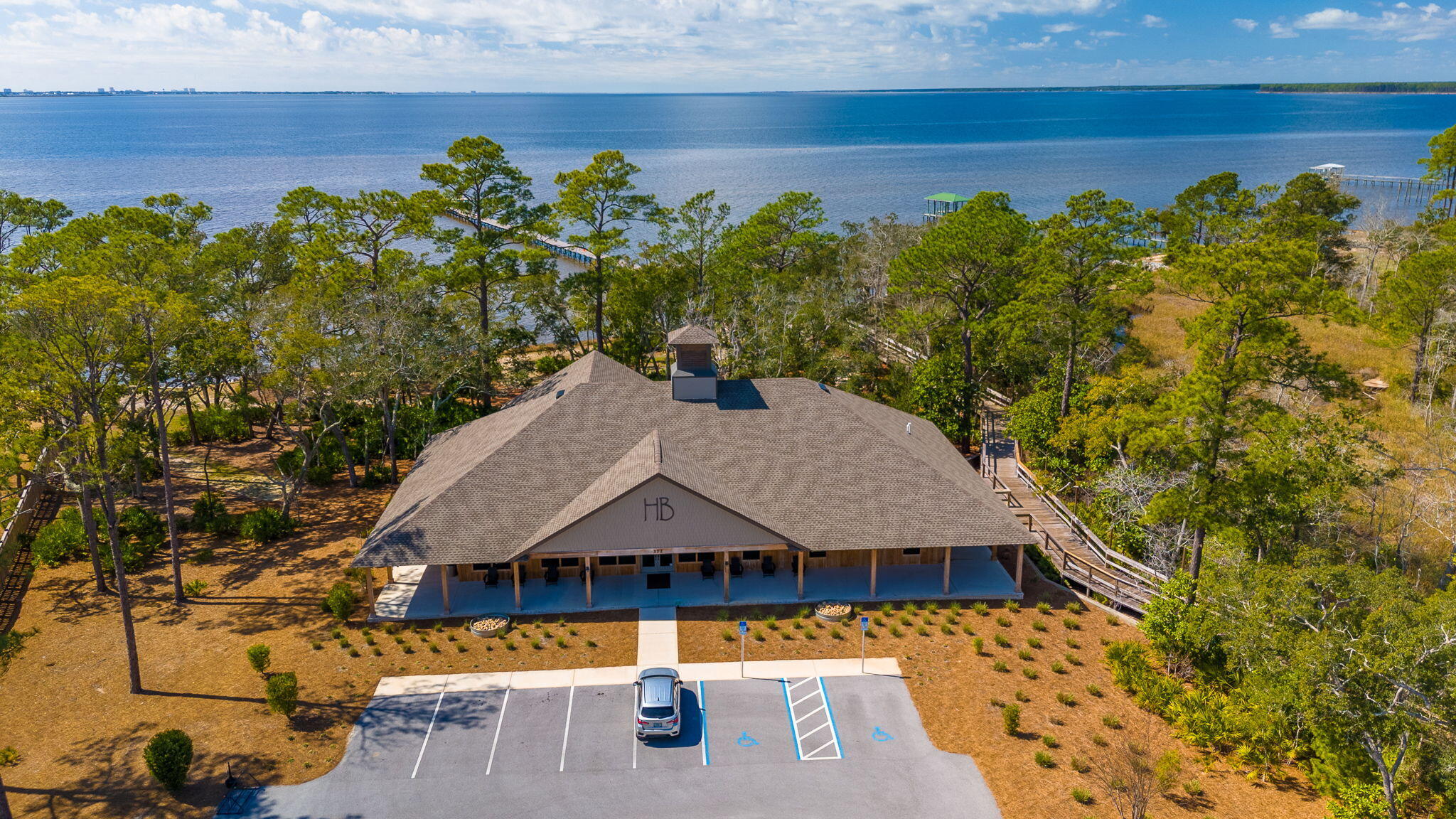 HAMMOCK BAY - Residential