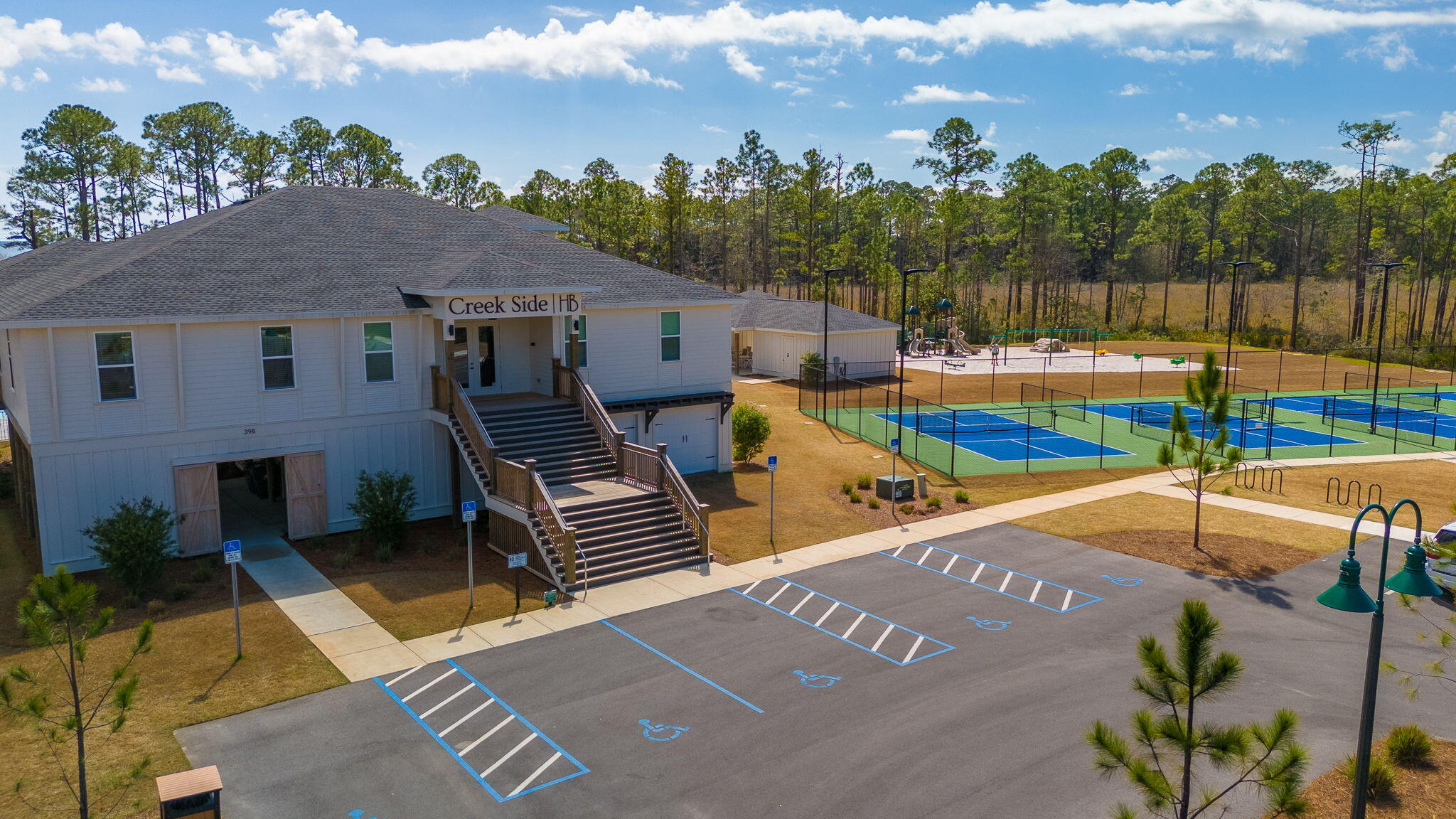 HAMMOCK BAY - Residential