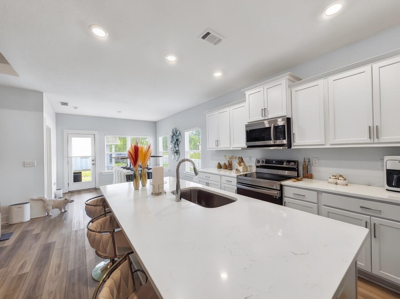 MAGNOLIA CREEK PHASE 1 & 2 - Residential