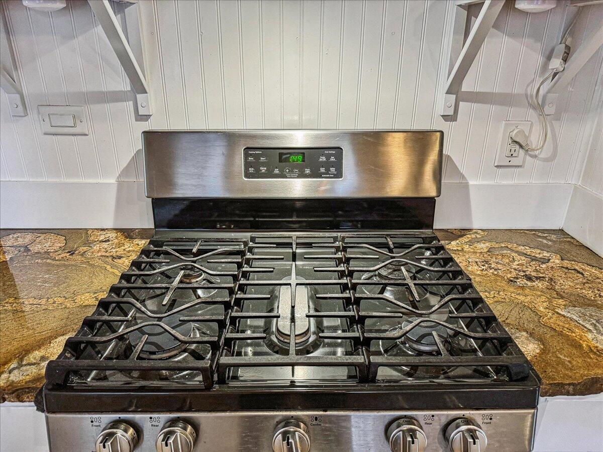 MAXENT TRACT  WESTSIDE GARDEN DISTRCIT - Residential