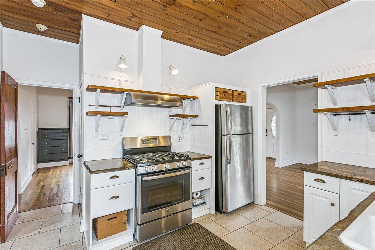 MAXENT TRACT  WESTSIDE GARDEN DISTRCIT - Residential