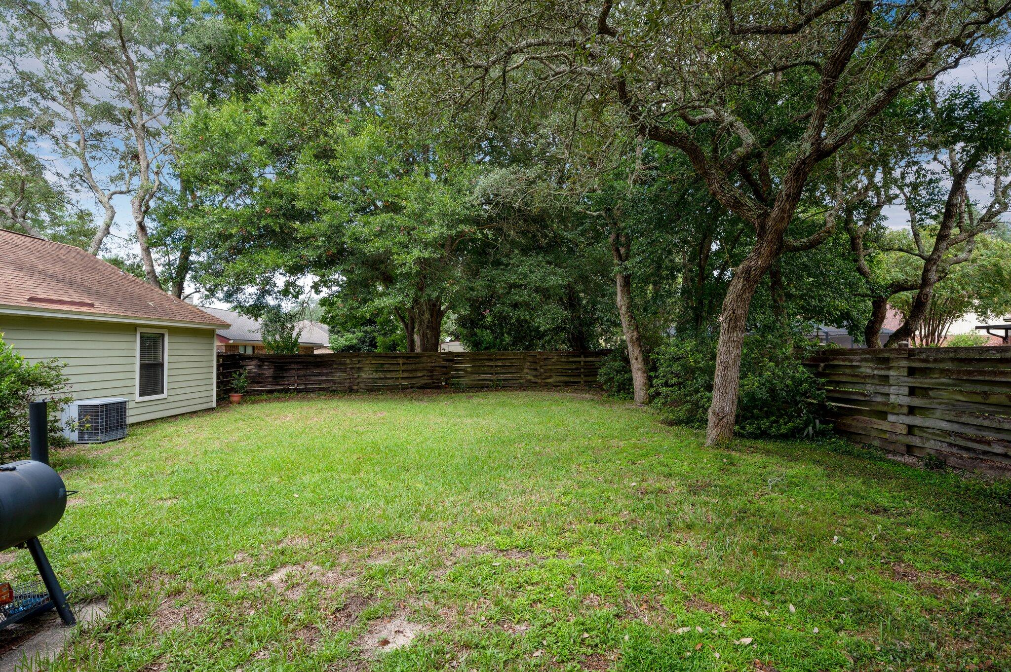 CARIBBEAN EAST - Residential Lease