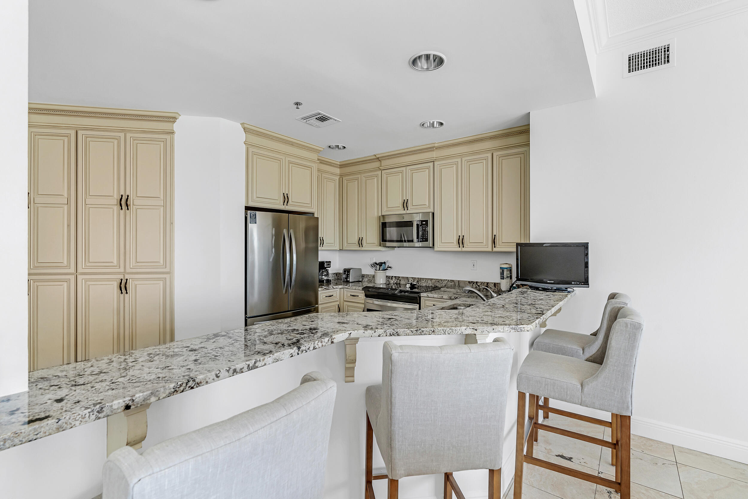 EMPRESS (THE) - Residential