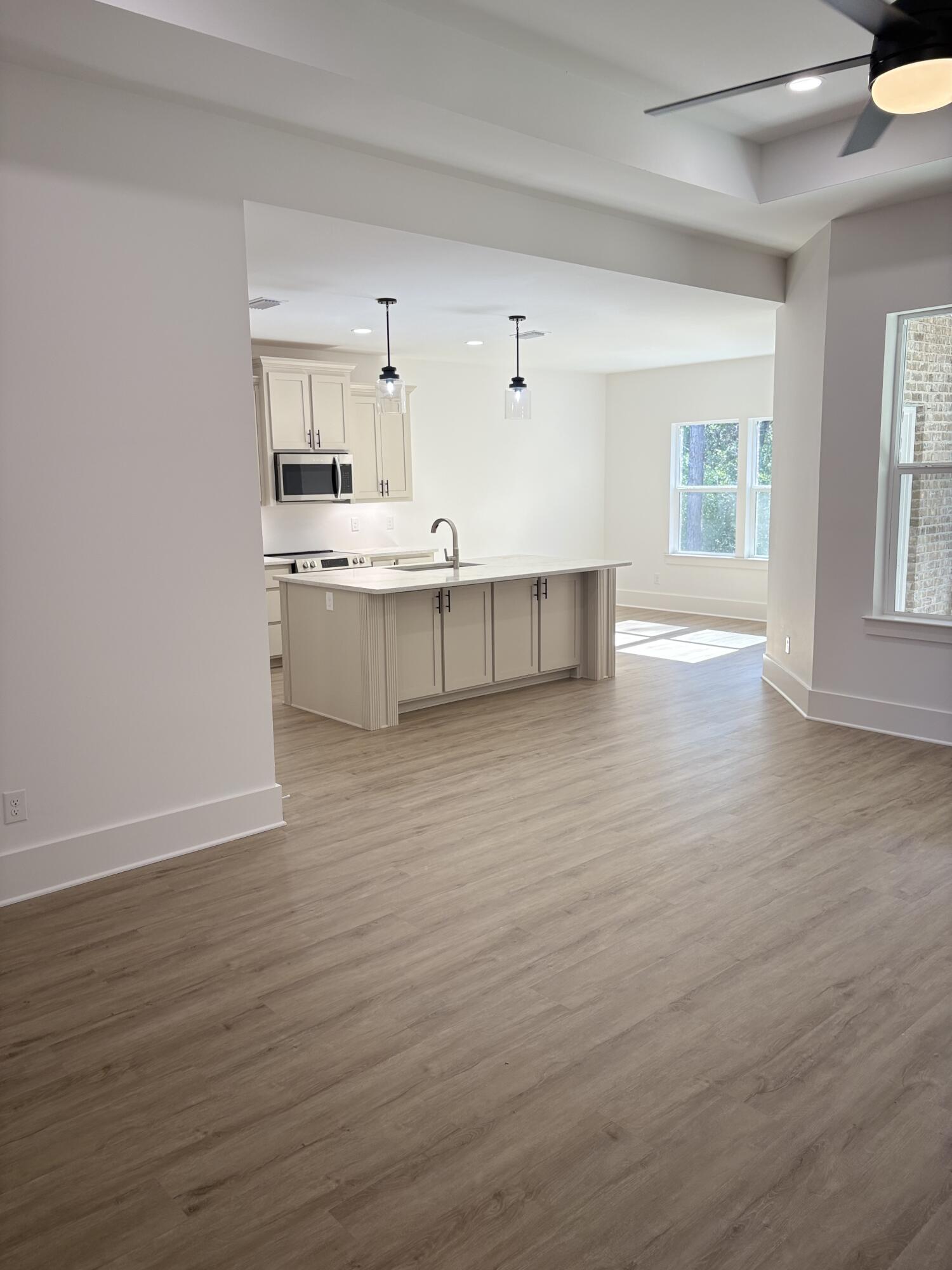 HOLLEY BY THE SEA - Residential